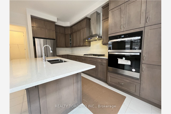1342 Marblehead Rd, Oakville