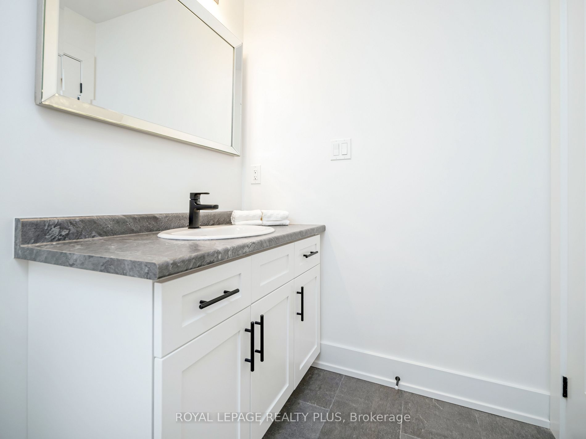 Listing W7000598 - Large Photo # 35