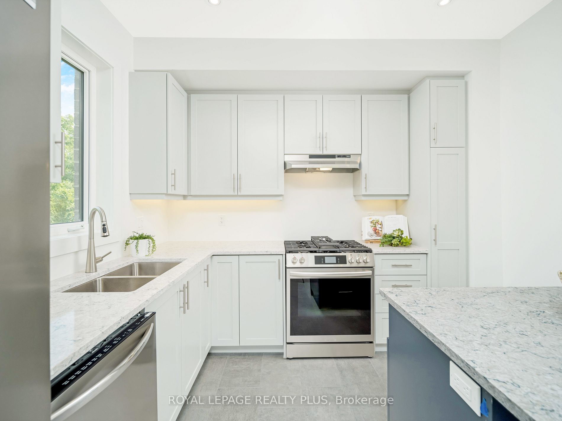 Listing W7000598 - Large Photo # 14