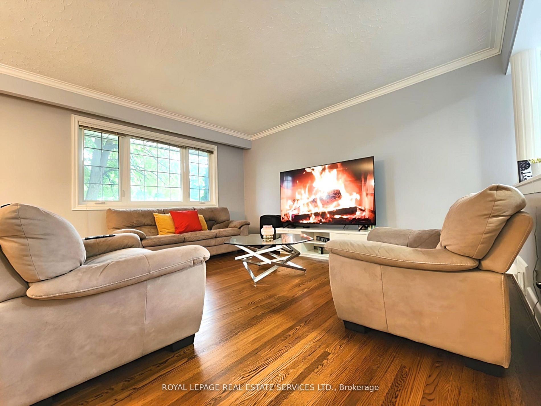 7 Golfwood Heights