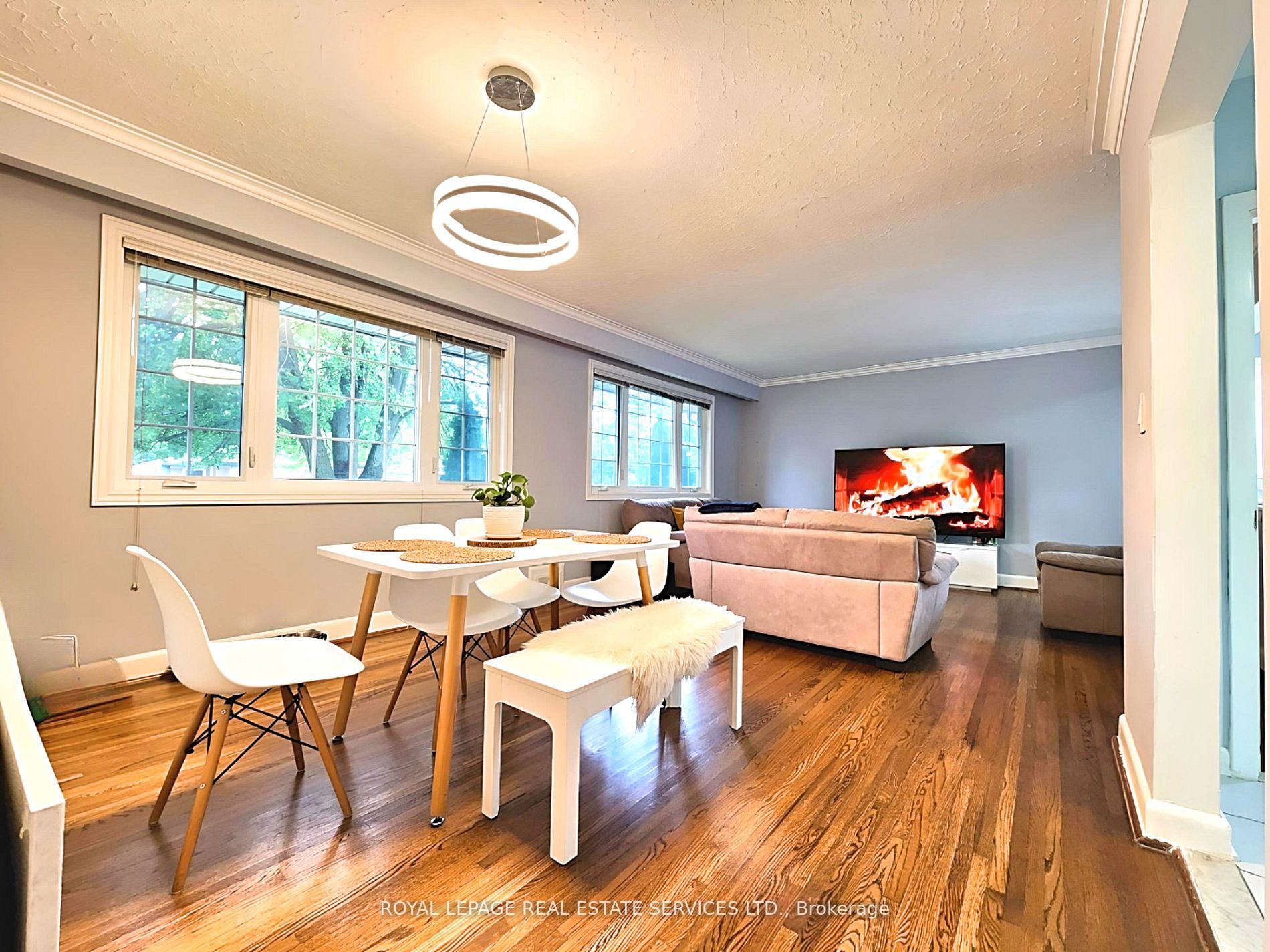 7 Golfwood Heights