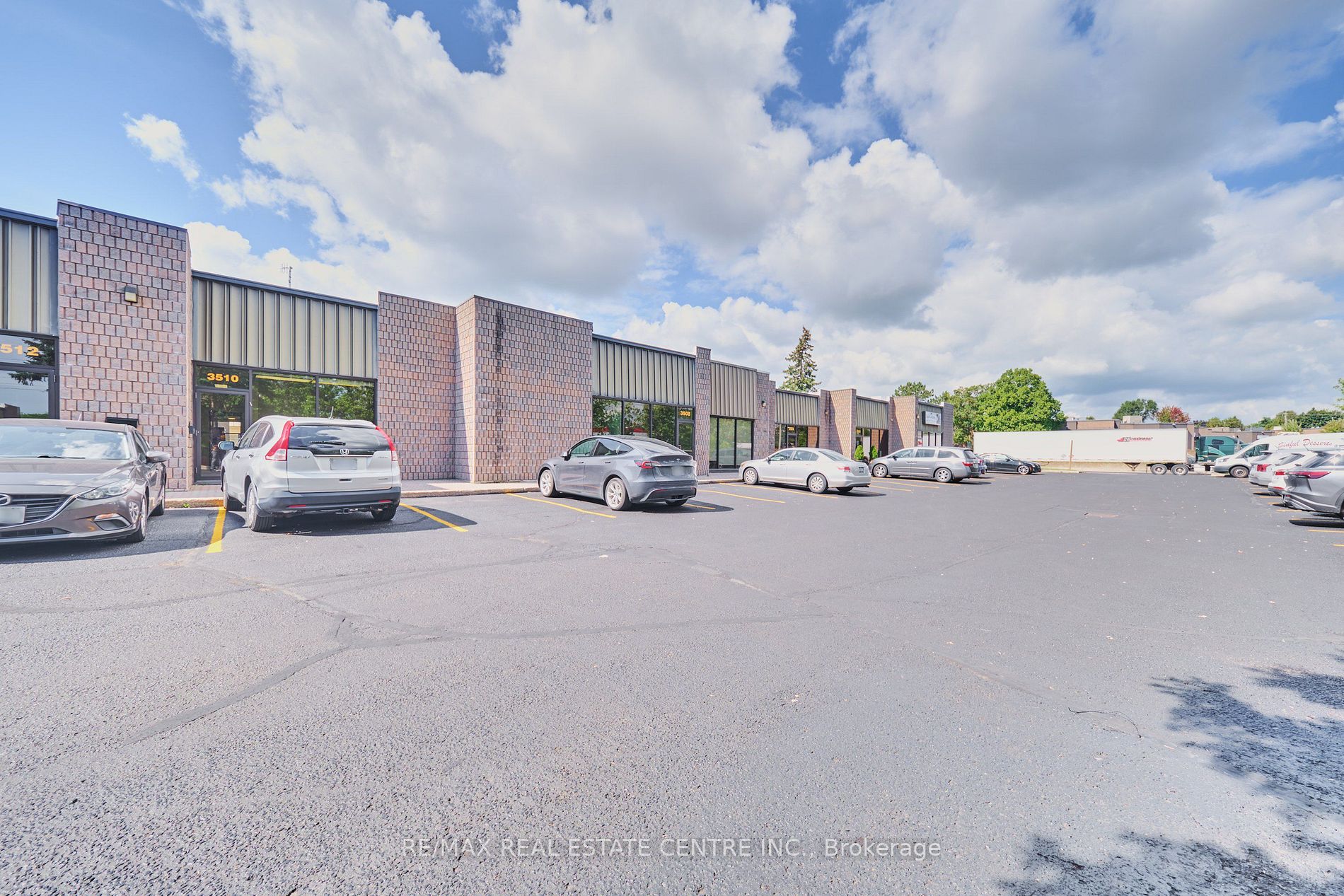 3510 Mainway Dr