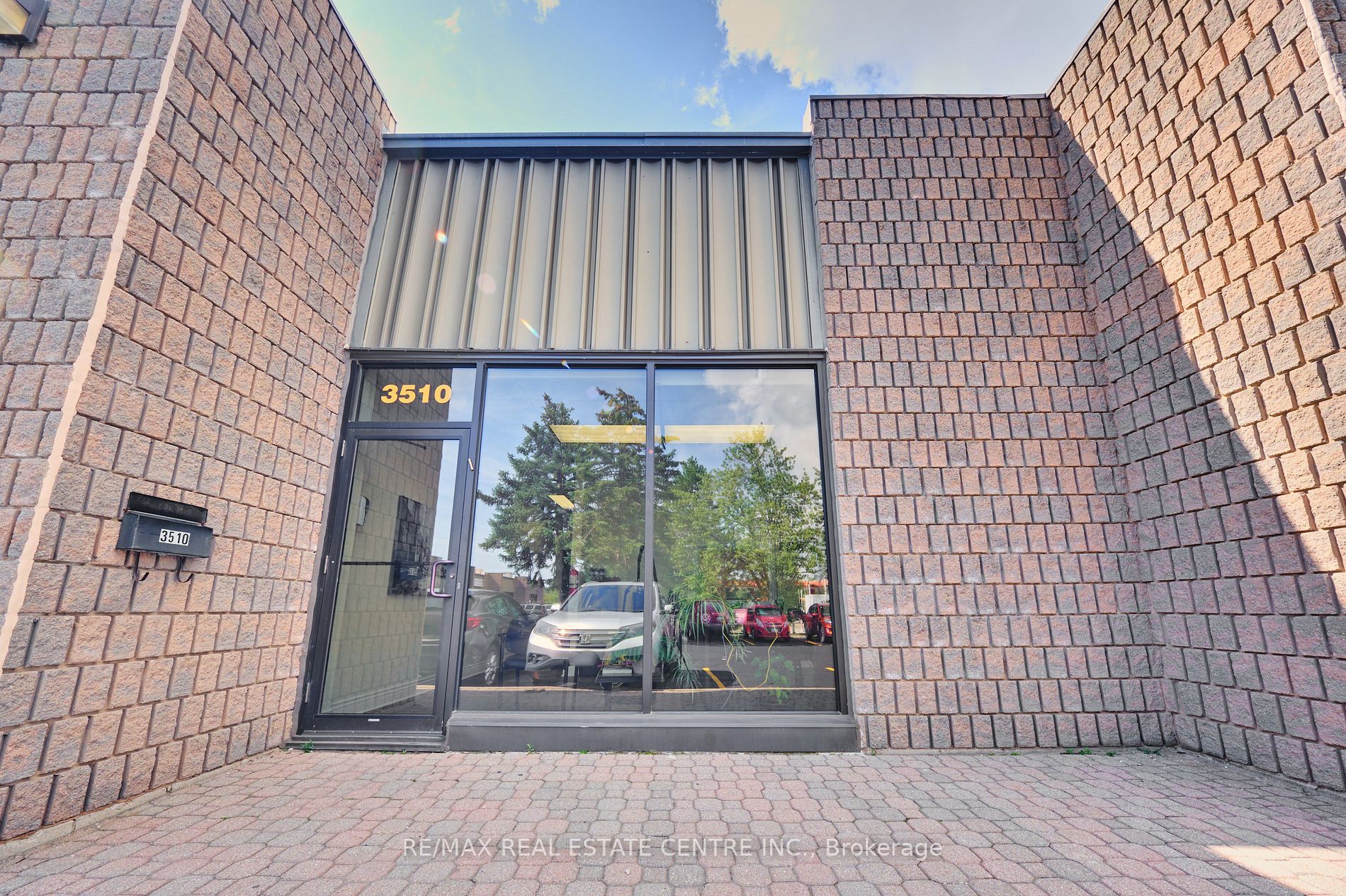 3510 Mainway Dr