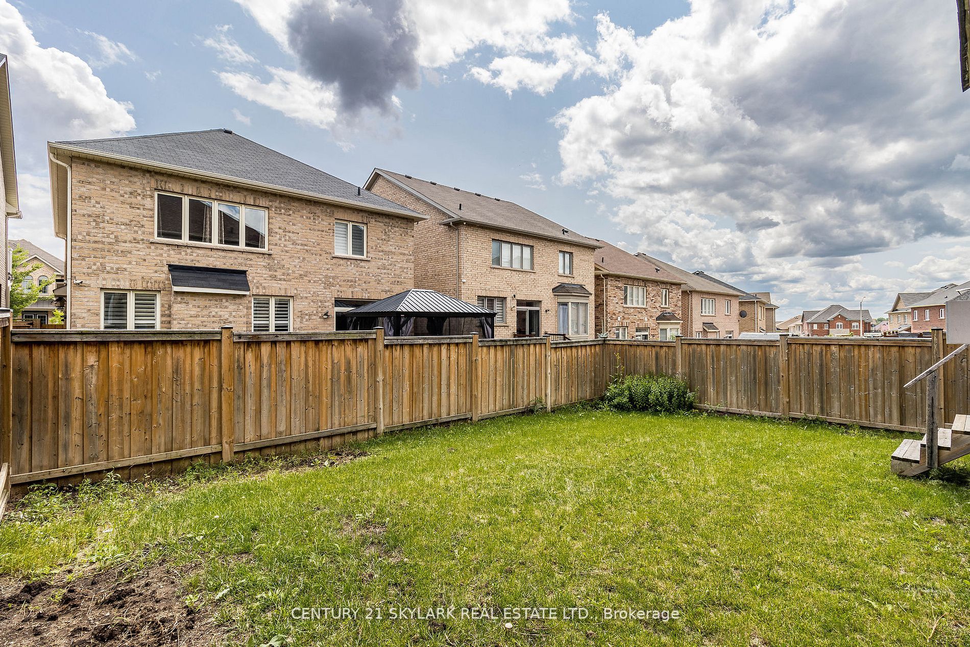 15 Ingleside Rd