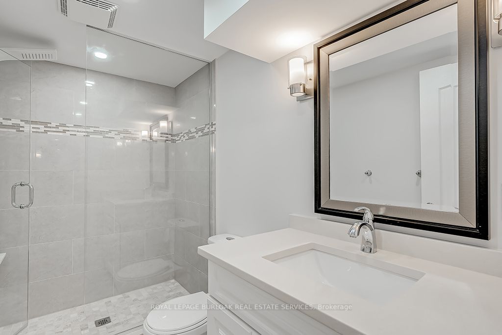 3140 Clairmont Court