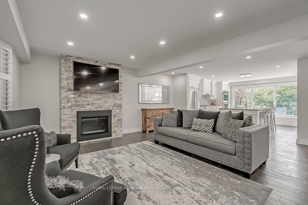 3140 Clairmont Court
