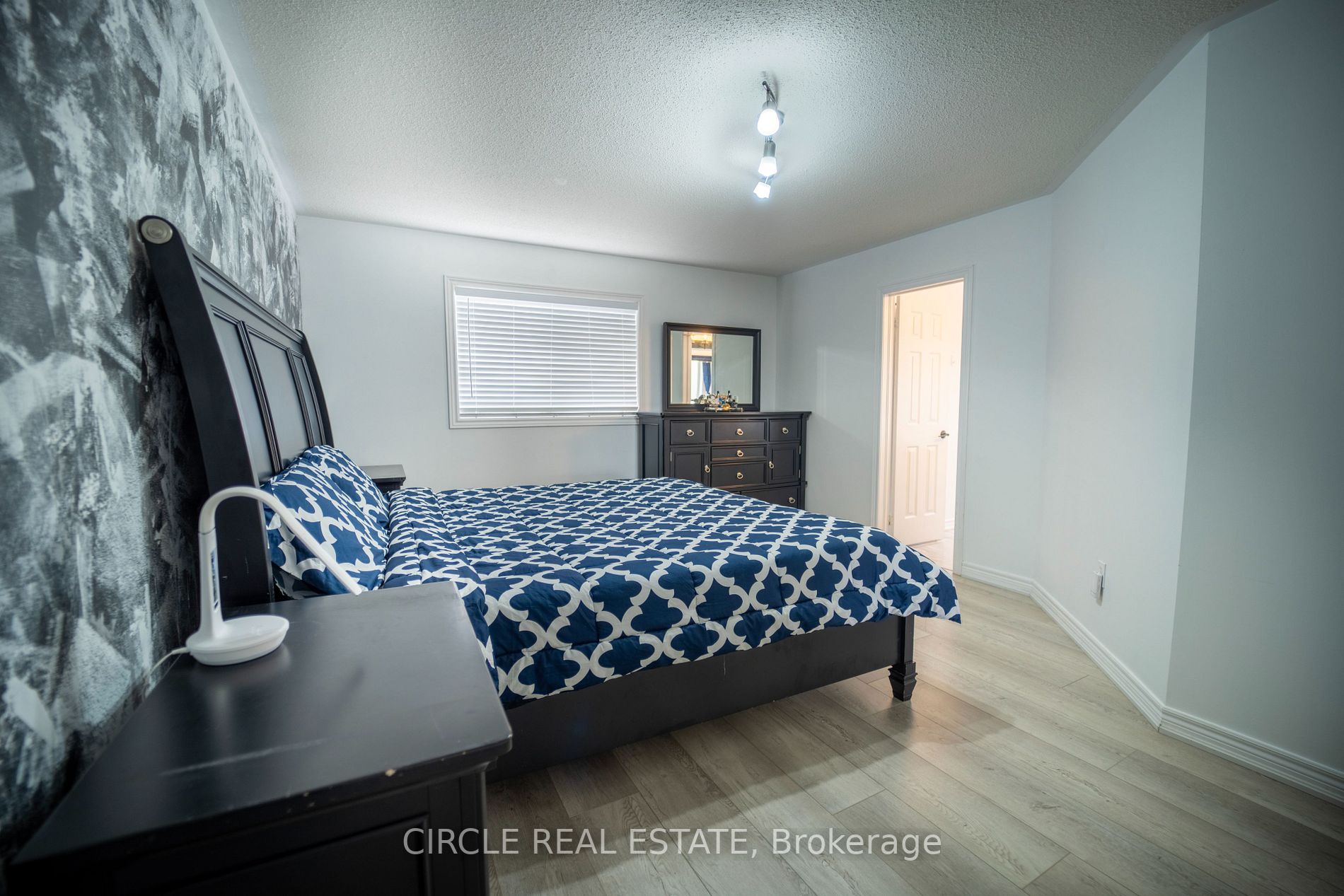 83 Emily Carr Crescent