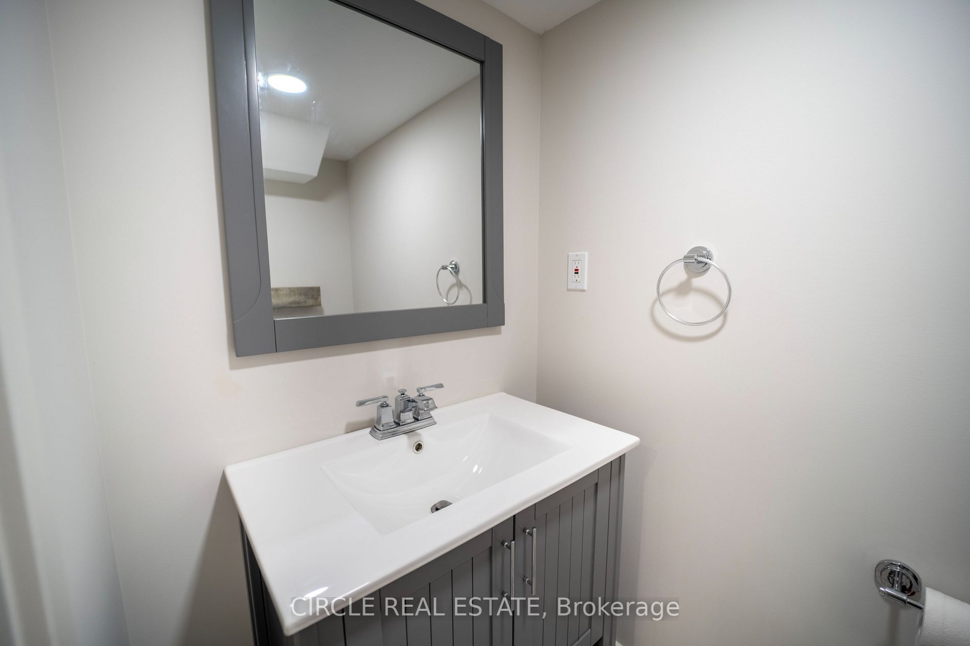 83 Emily Carr Crescent