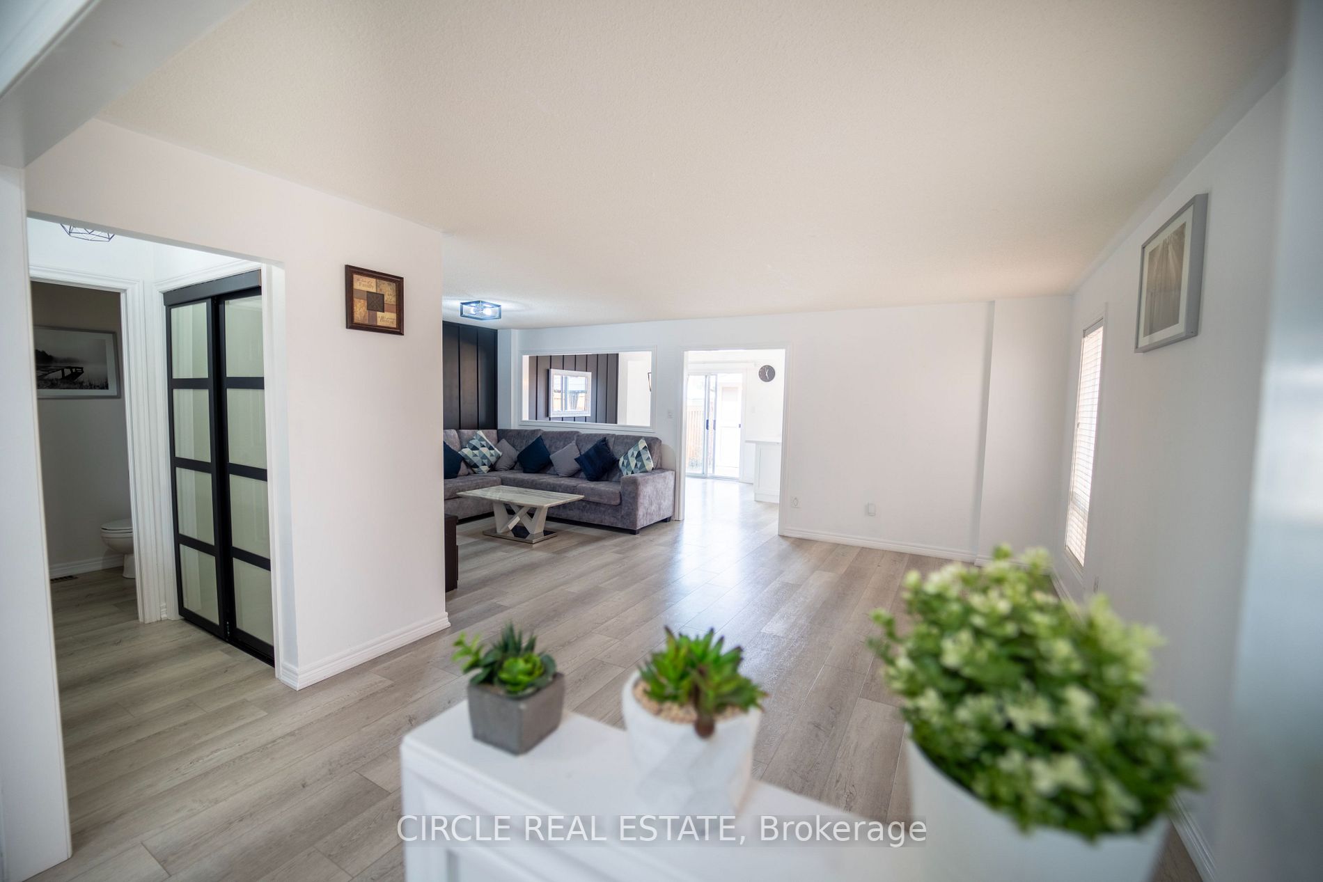 83 Emily Carr Crescent
