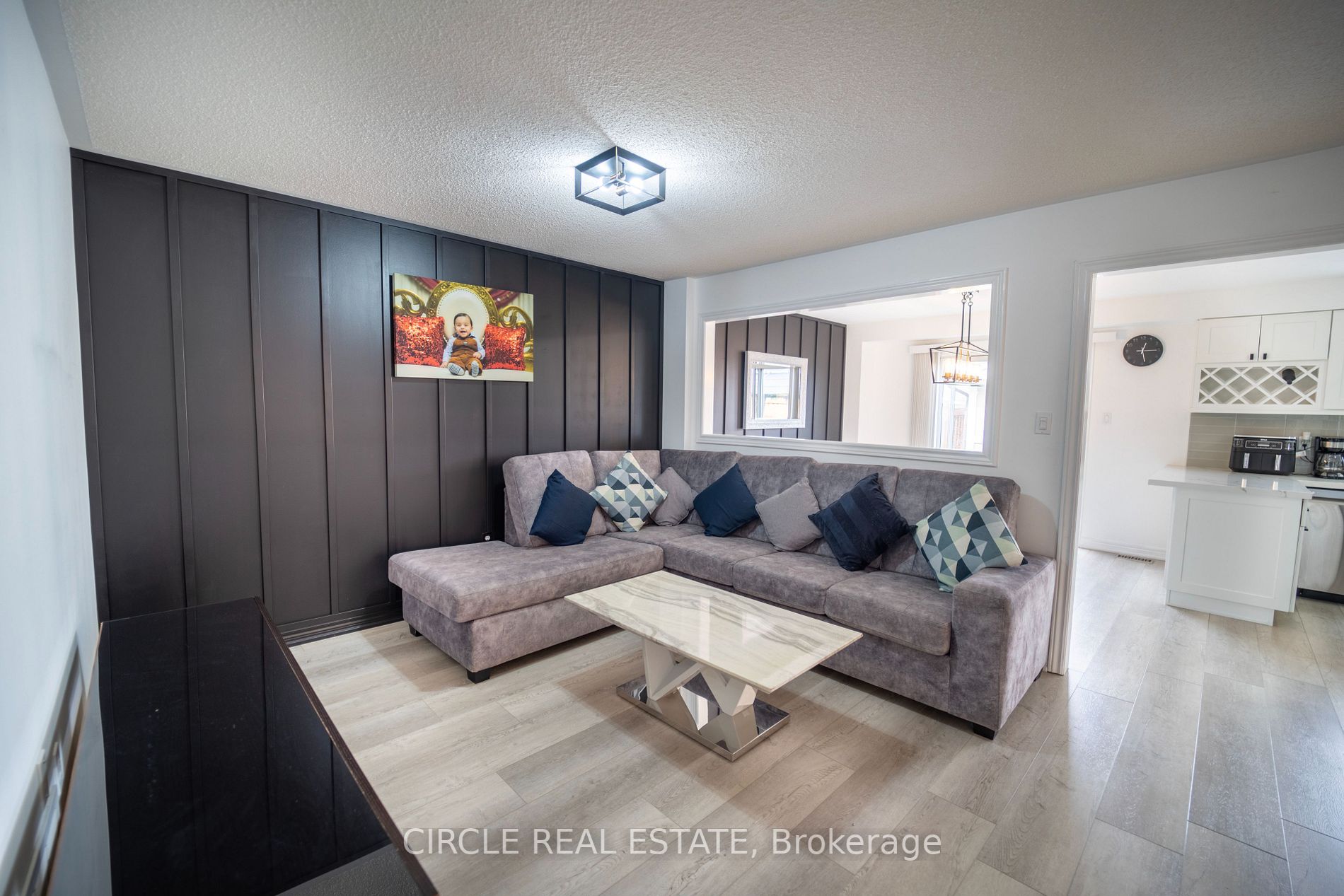 83 Emily Carr Crescent