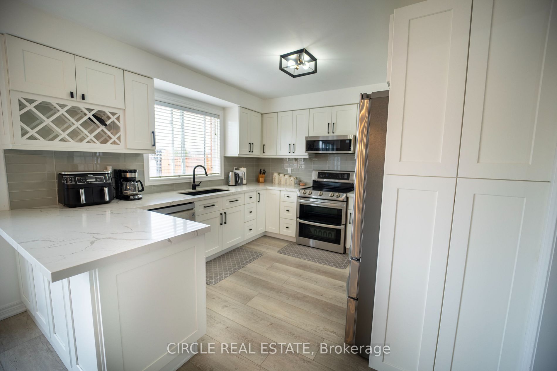 83 Emily Carr Crescent