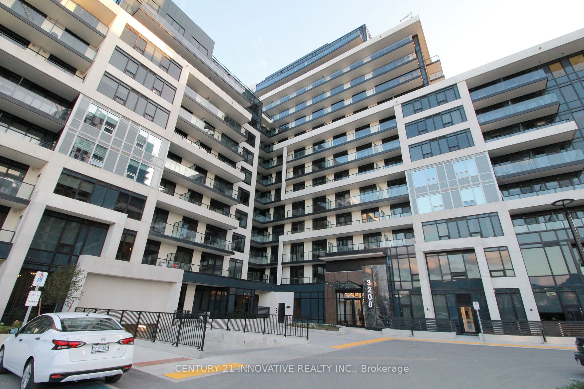 3200 William Coltson Avenue, #1011
