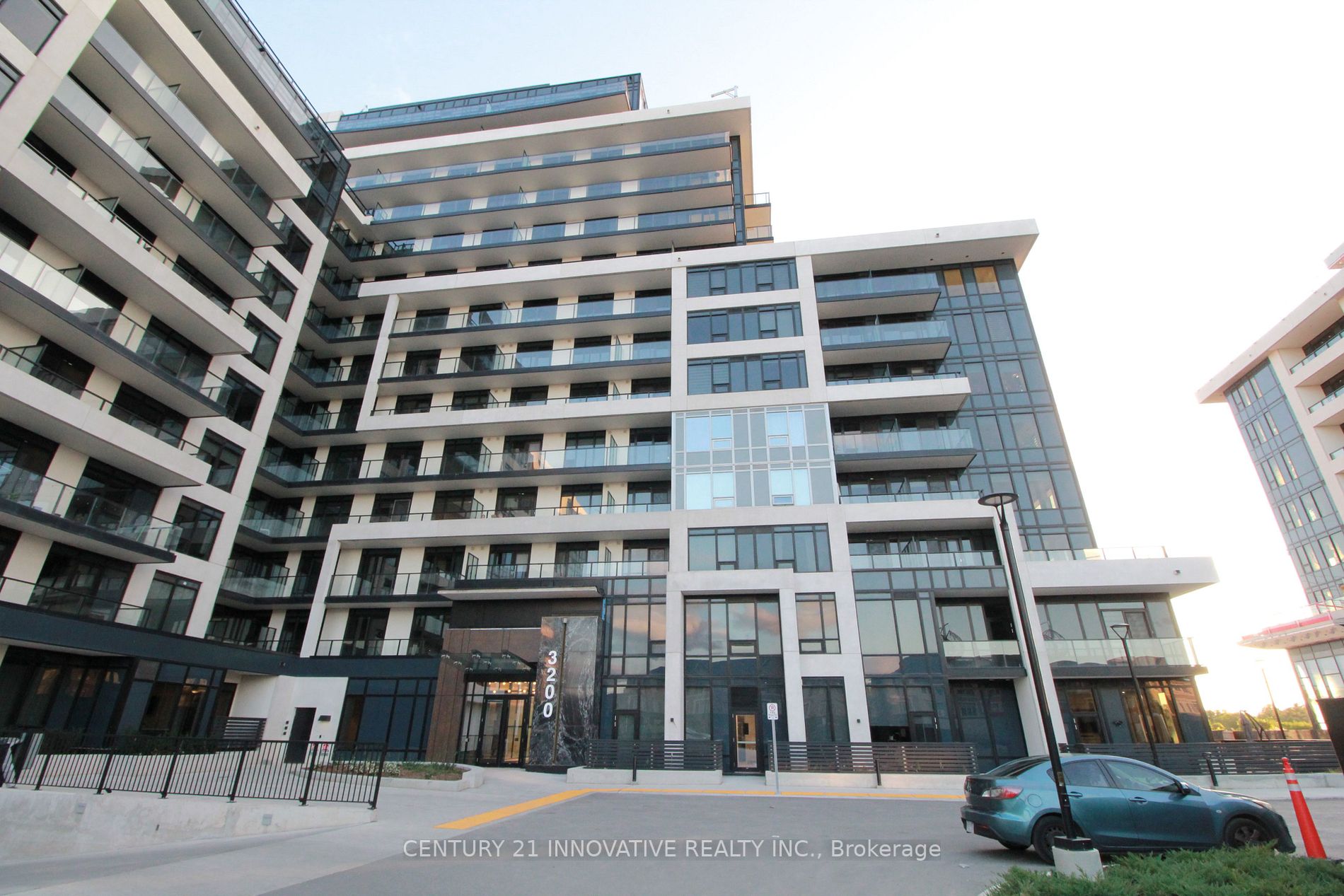3200 William Coltson Ave, #106