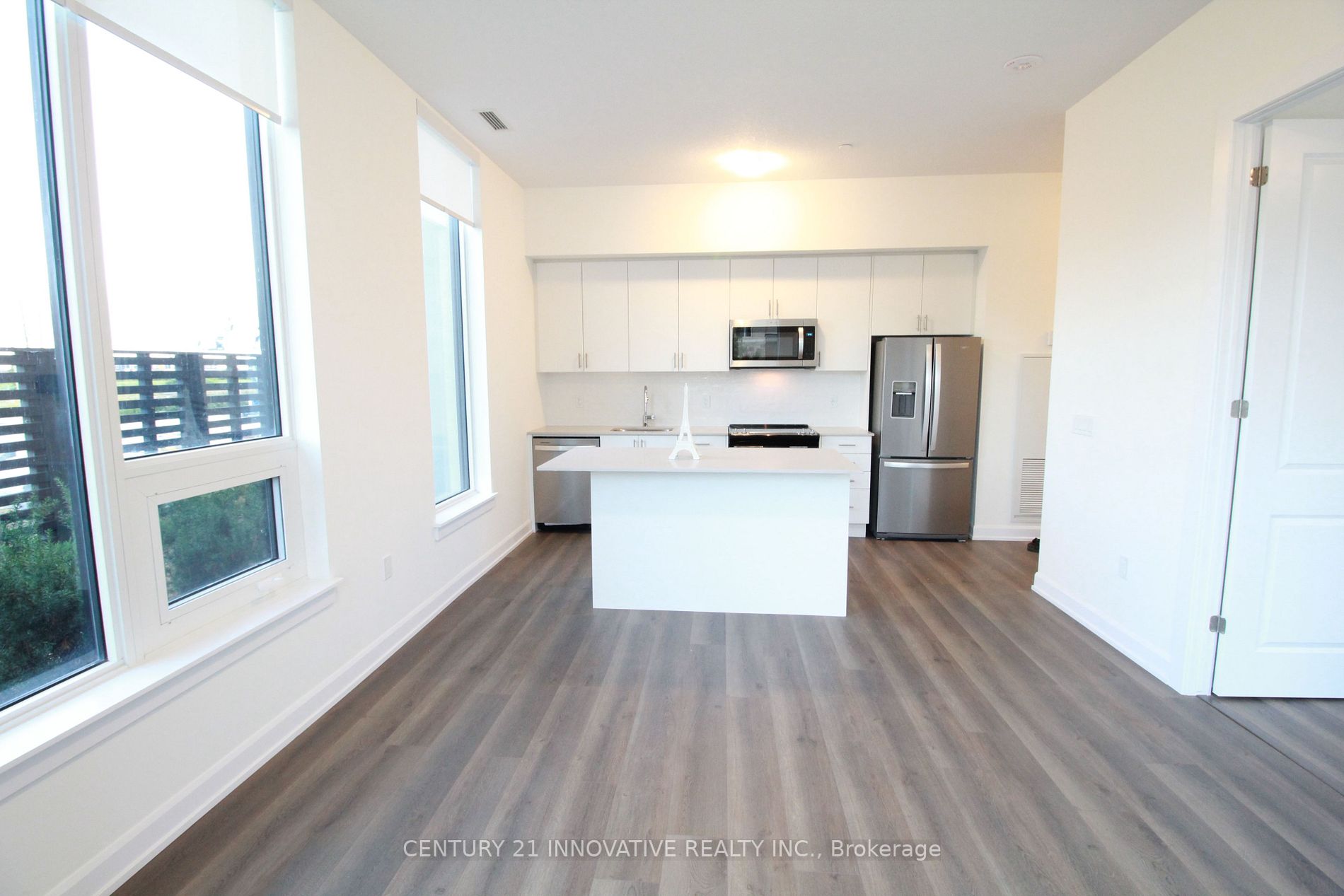 3200 William Coltson Ave, #106