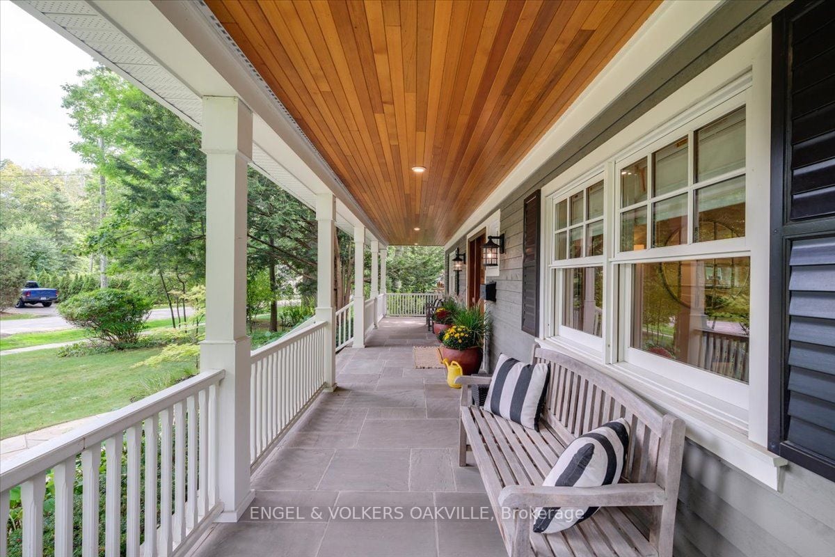 1330 Birchwood Heights Dr