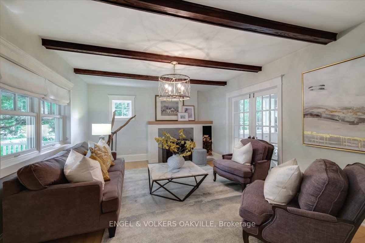 1330 Birchwood Heights Dr