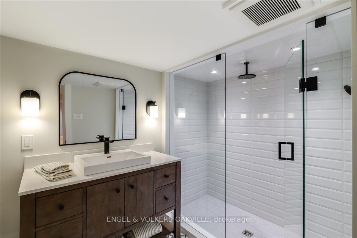 1330 Birchwood Heights Dr