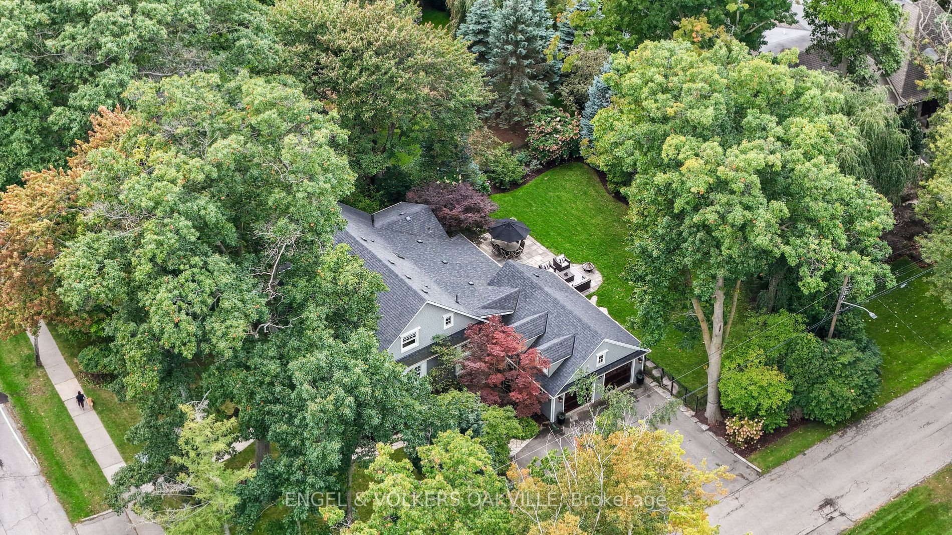1330 Birchwood Heights Dr
