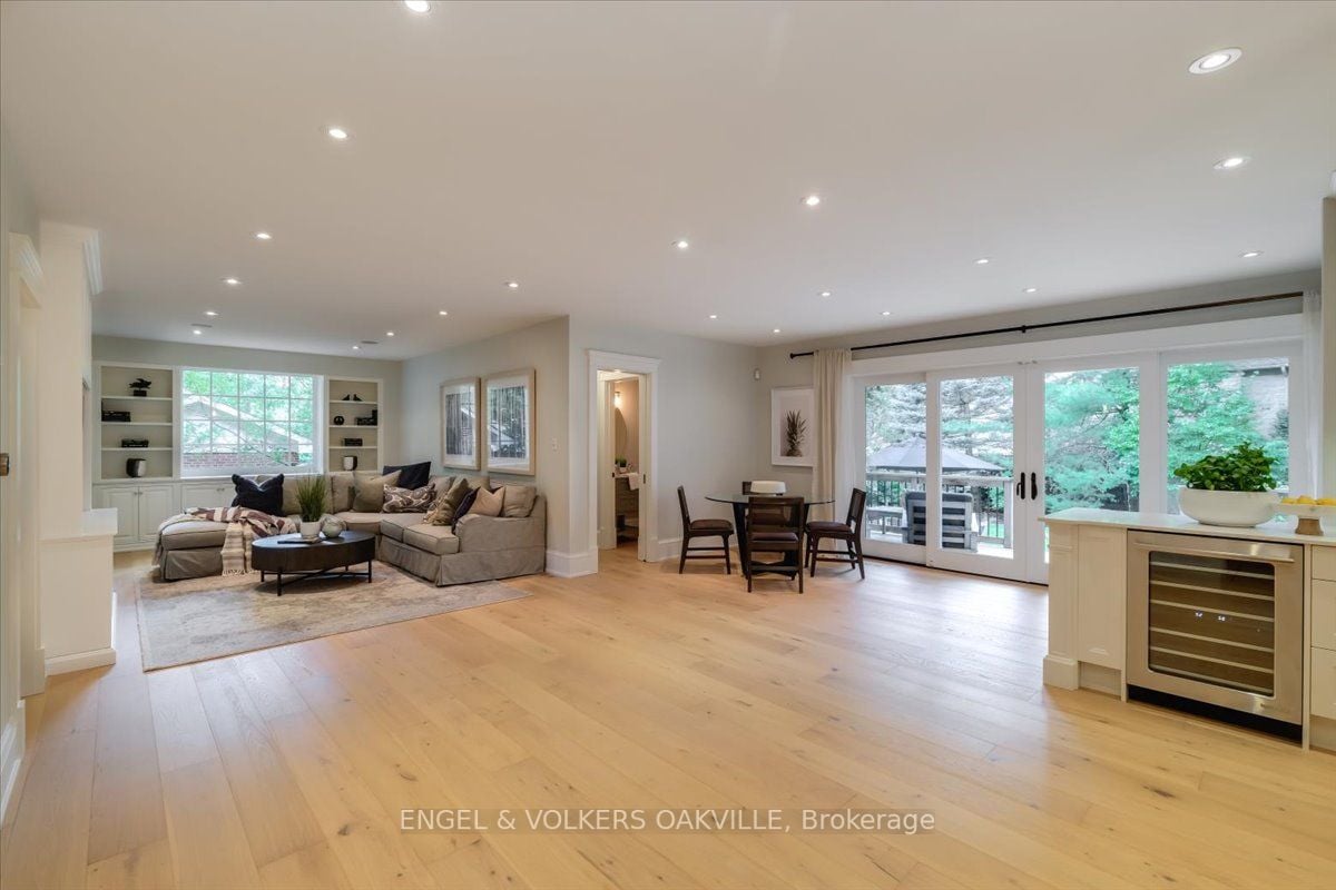 1330 Birchwood Heights Dr