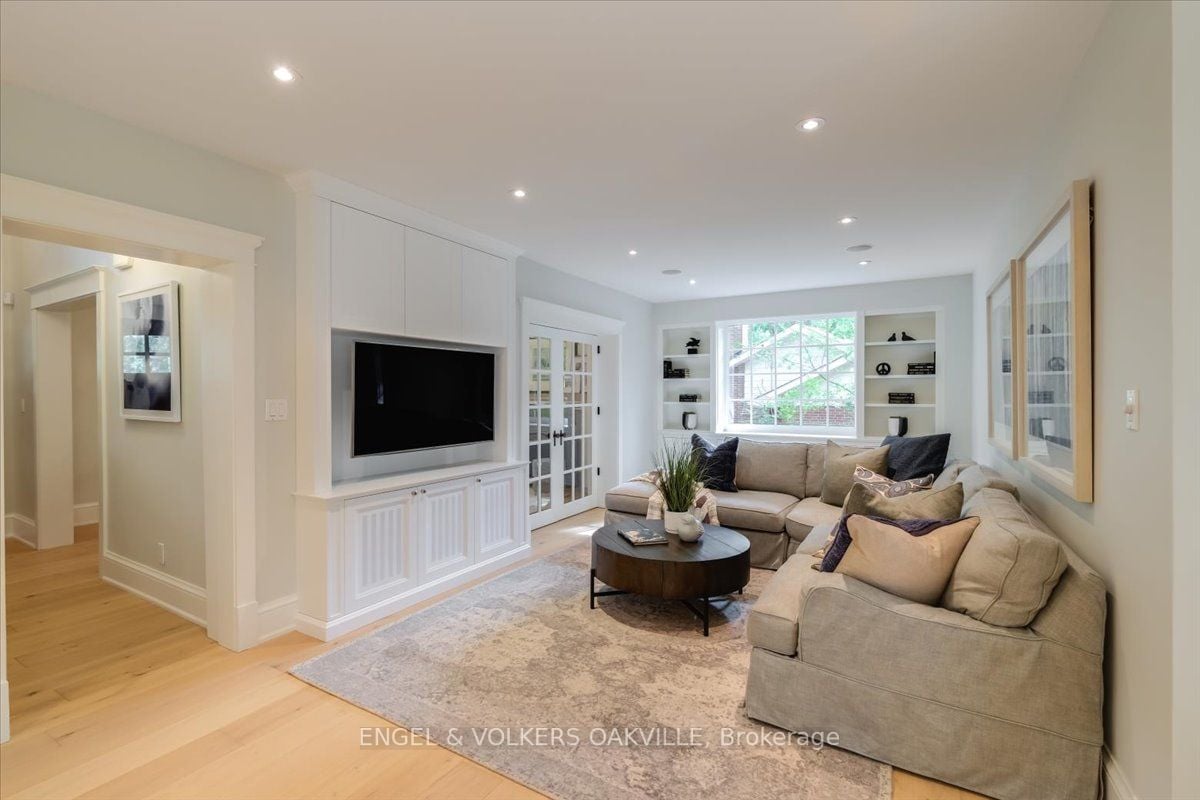 1330 Birchwood Heights Dr