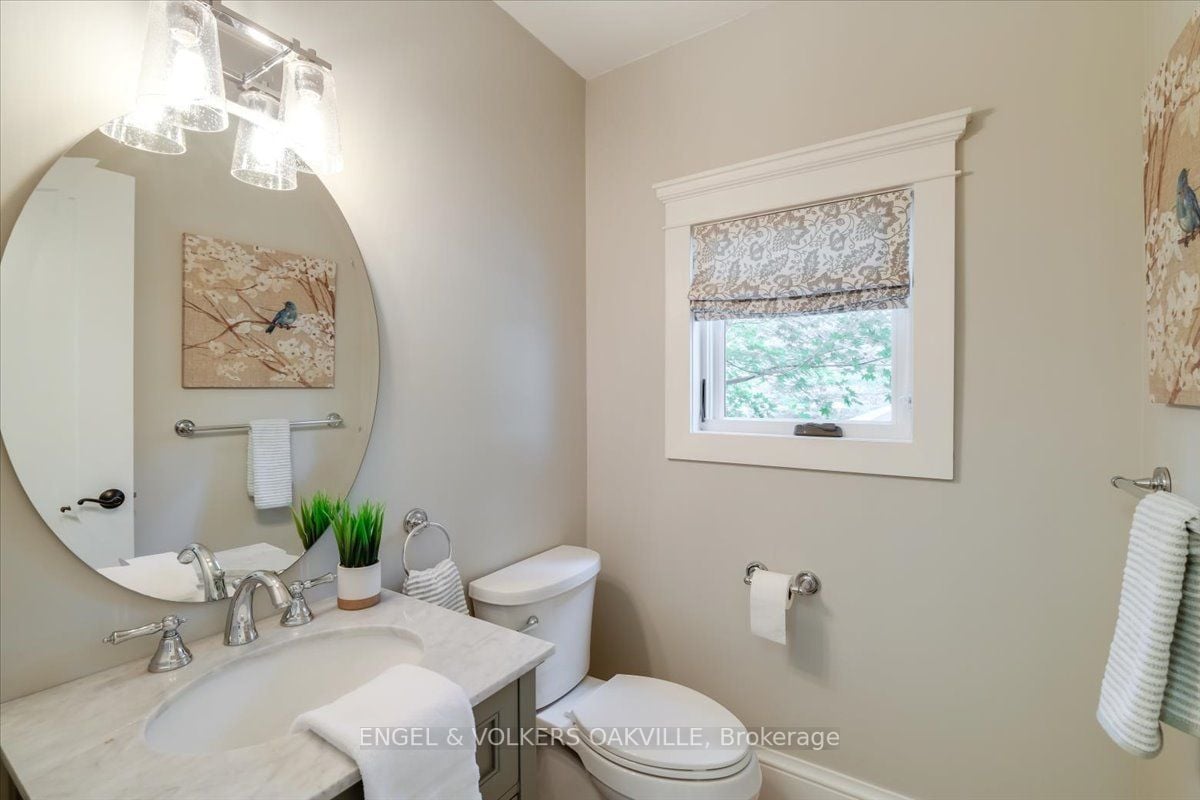 1330 Birchwood Heights Dr
