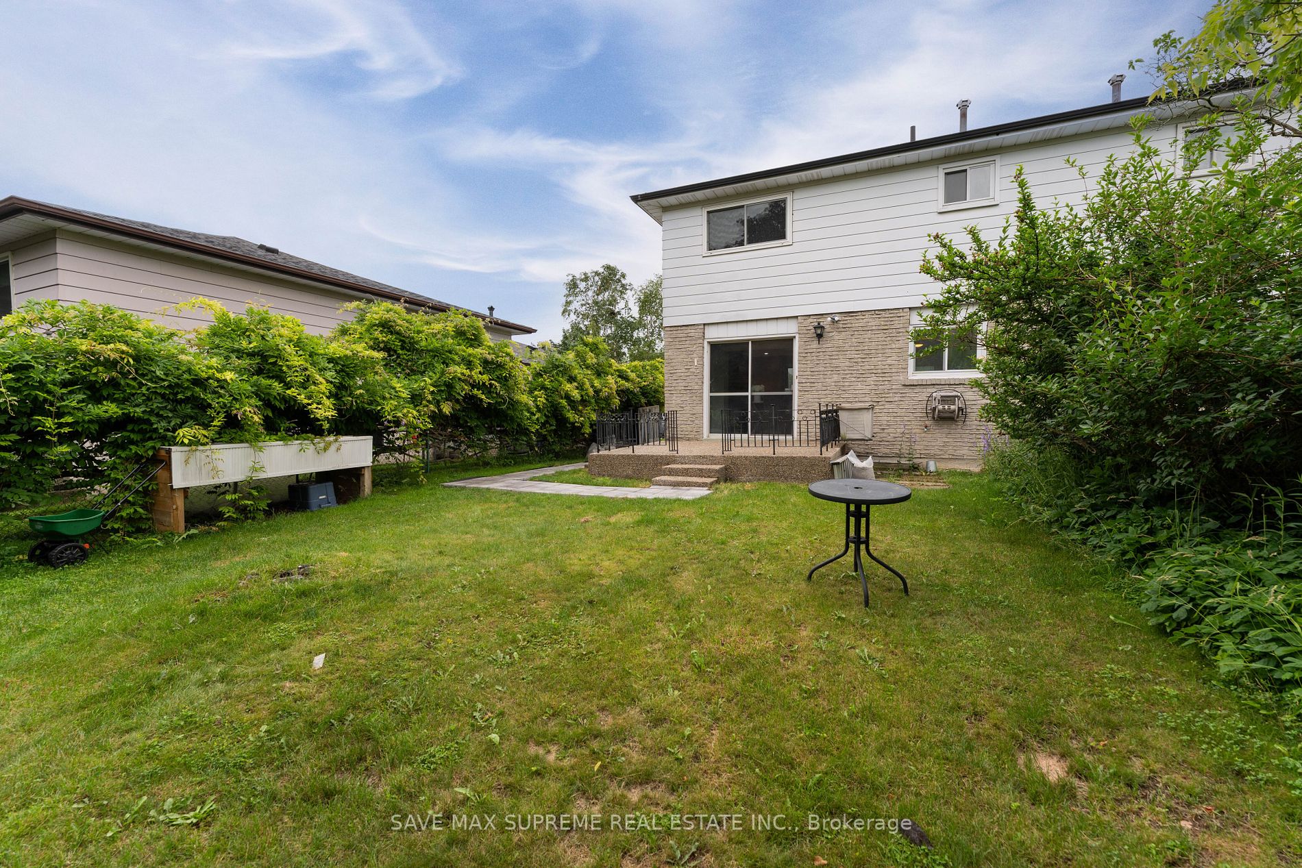 2458 Martin Crt
