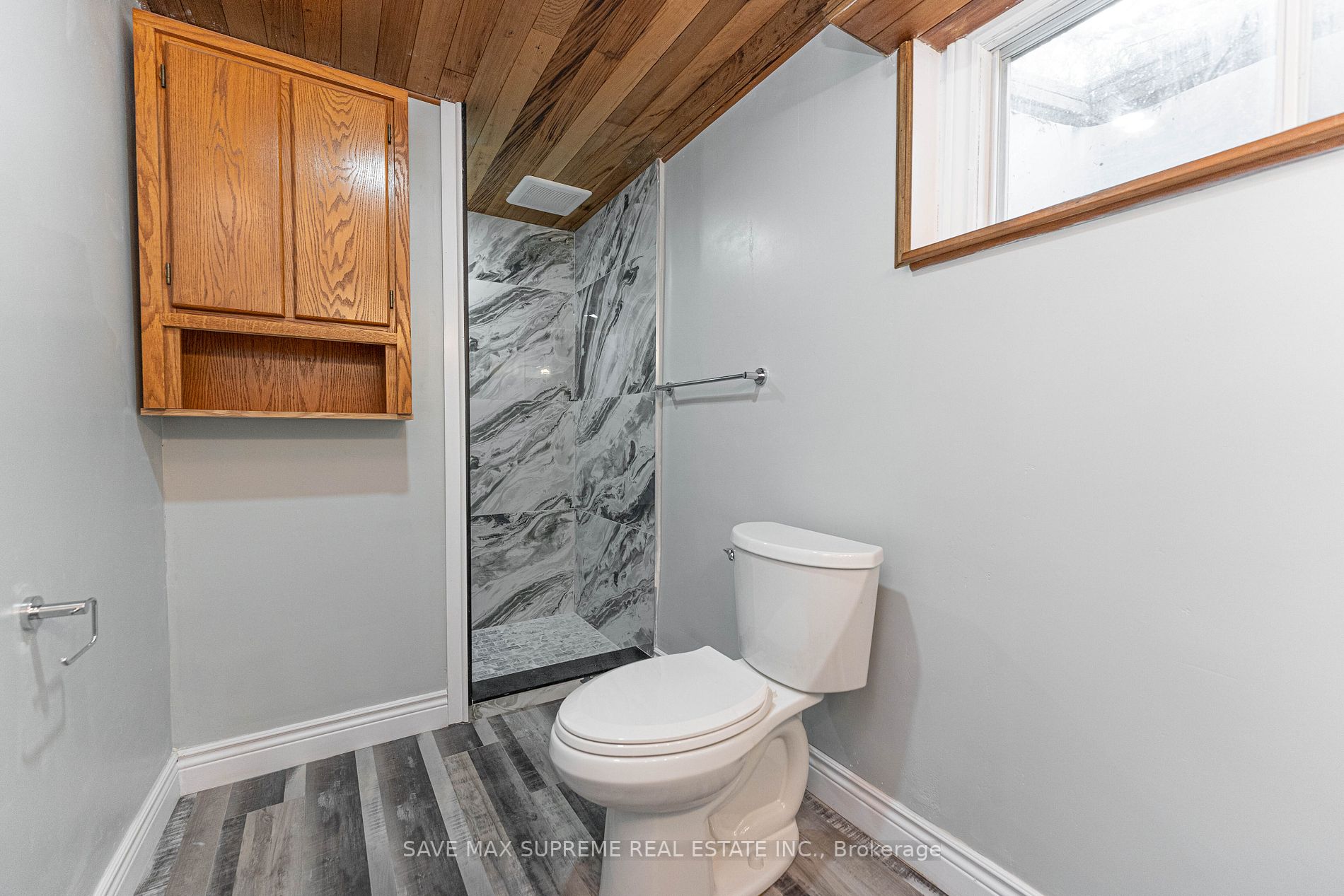 2458 Martin Crt