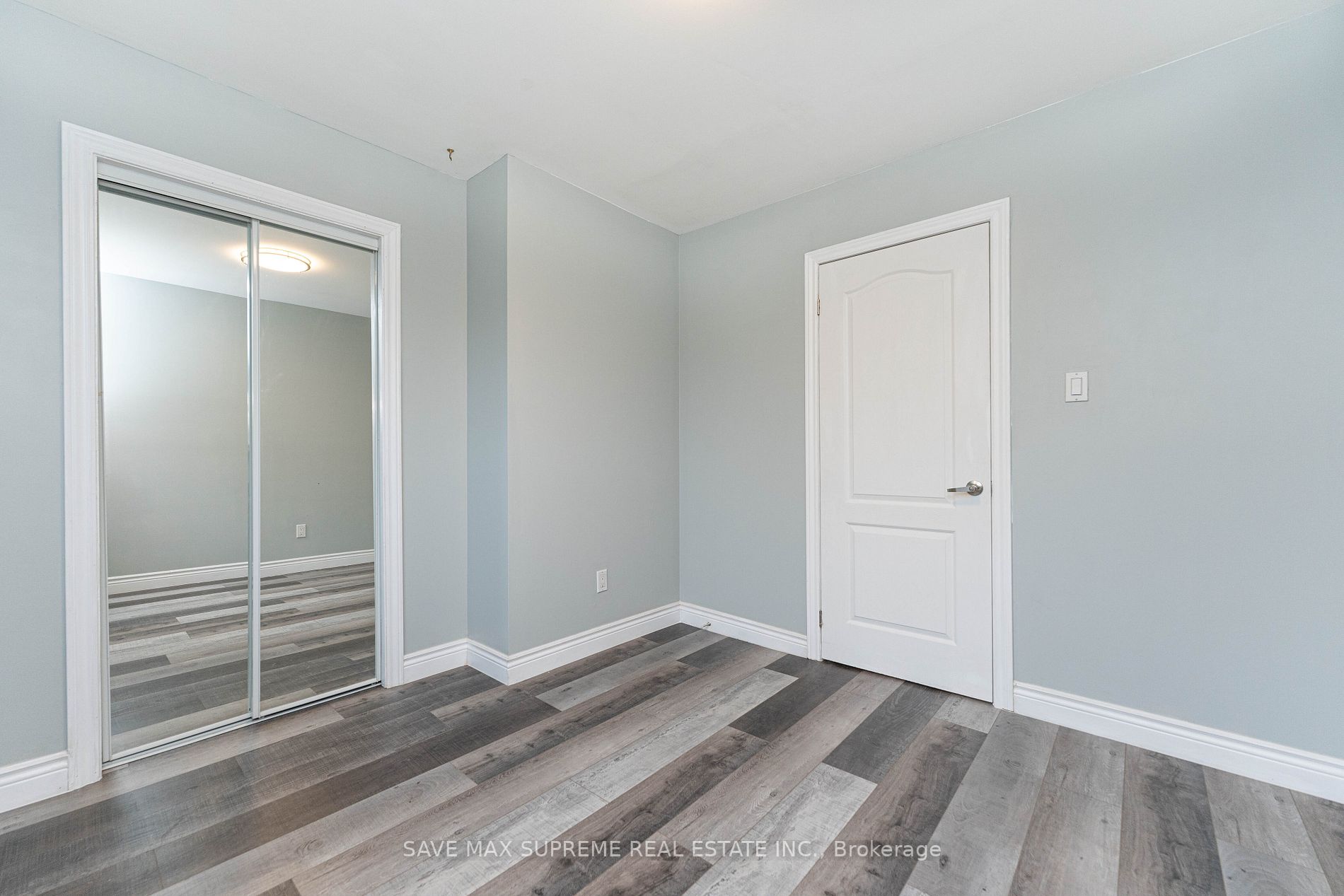 2458 Martin Crt
