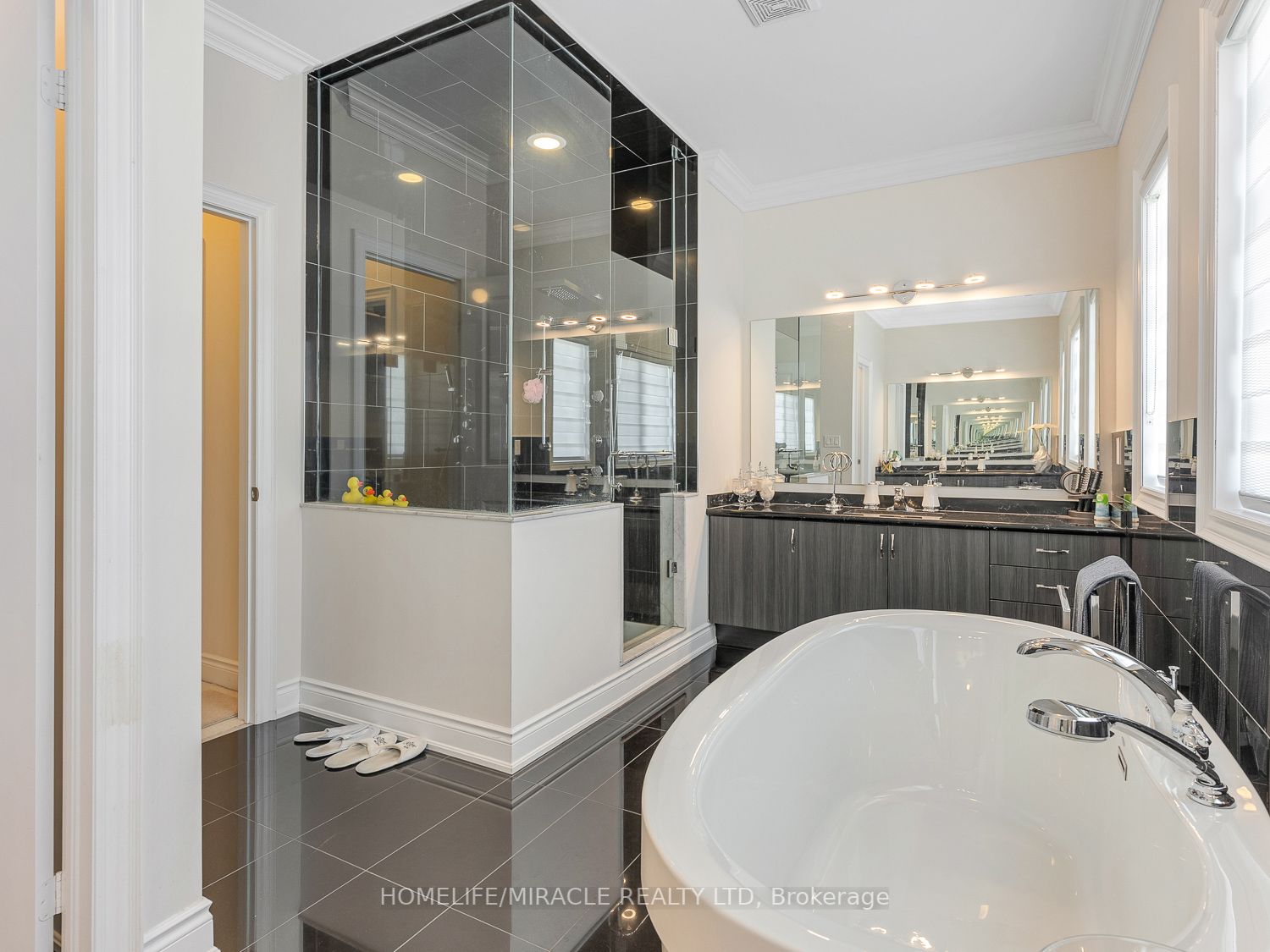 3257 Charles Biggar Dr