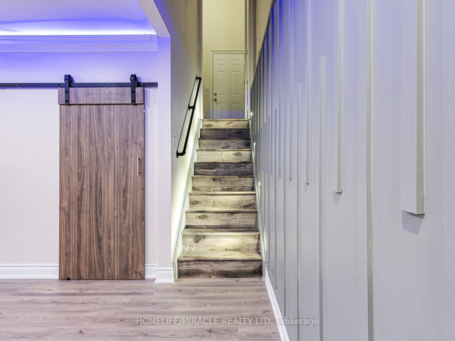 3257 Charles Biggar Dr
