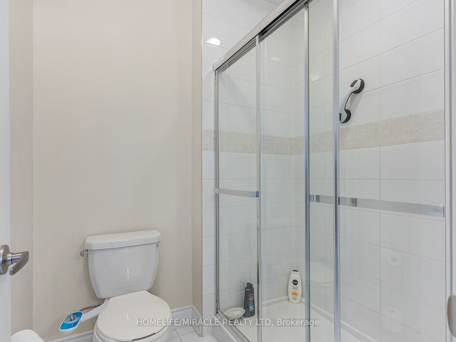 3257 Charles Biggar Dr