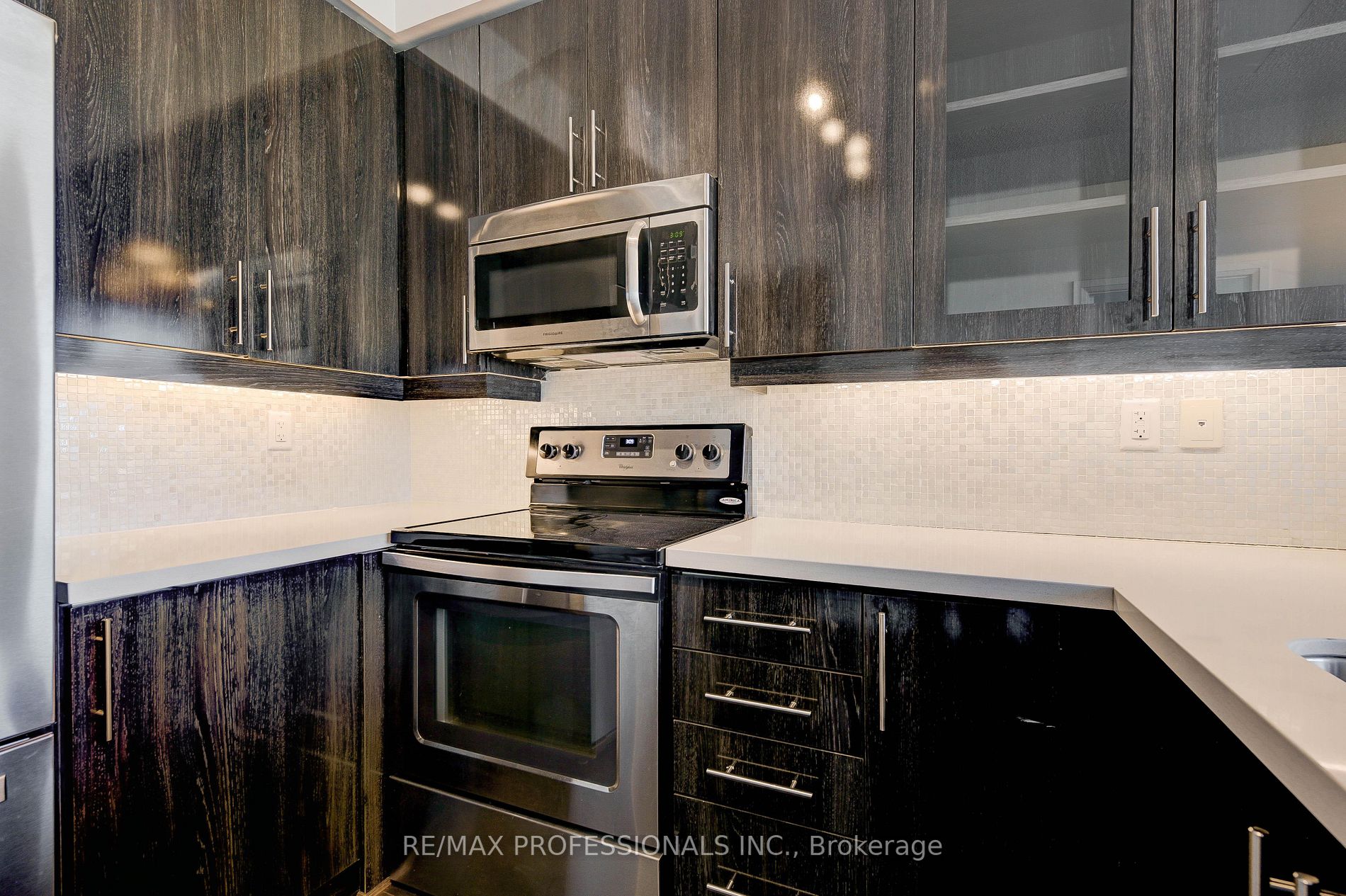 1185 The Queensway, #815