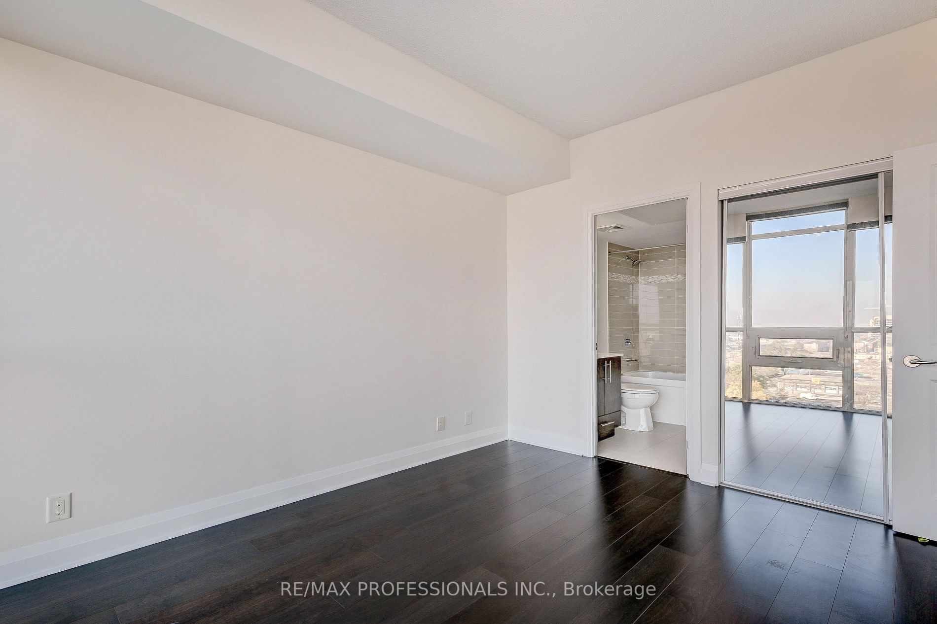 1185 The Queensway, #815