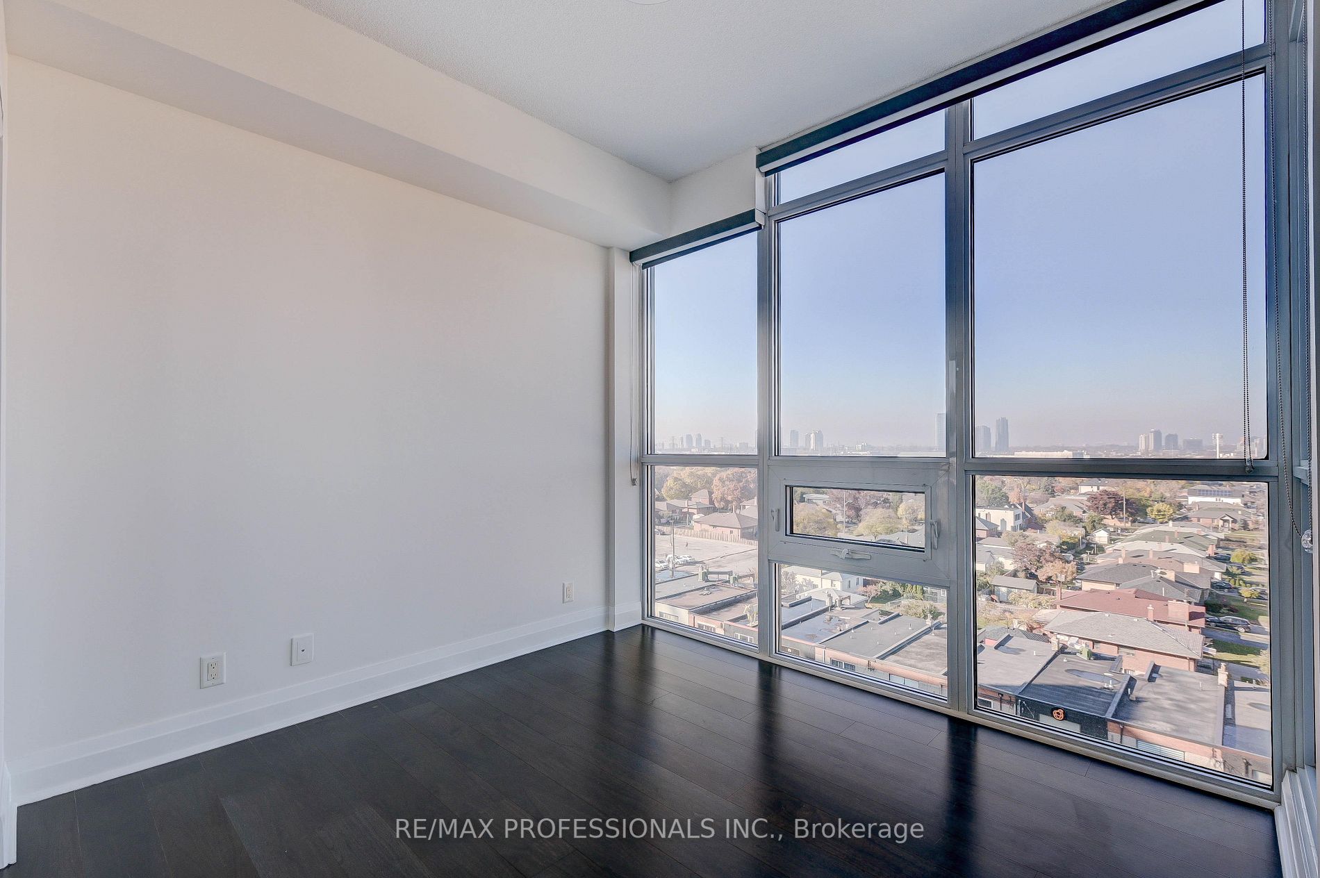 1185 The Queensway, #815