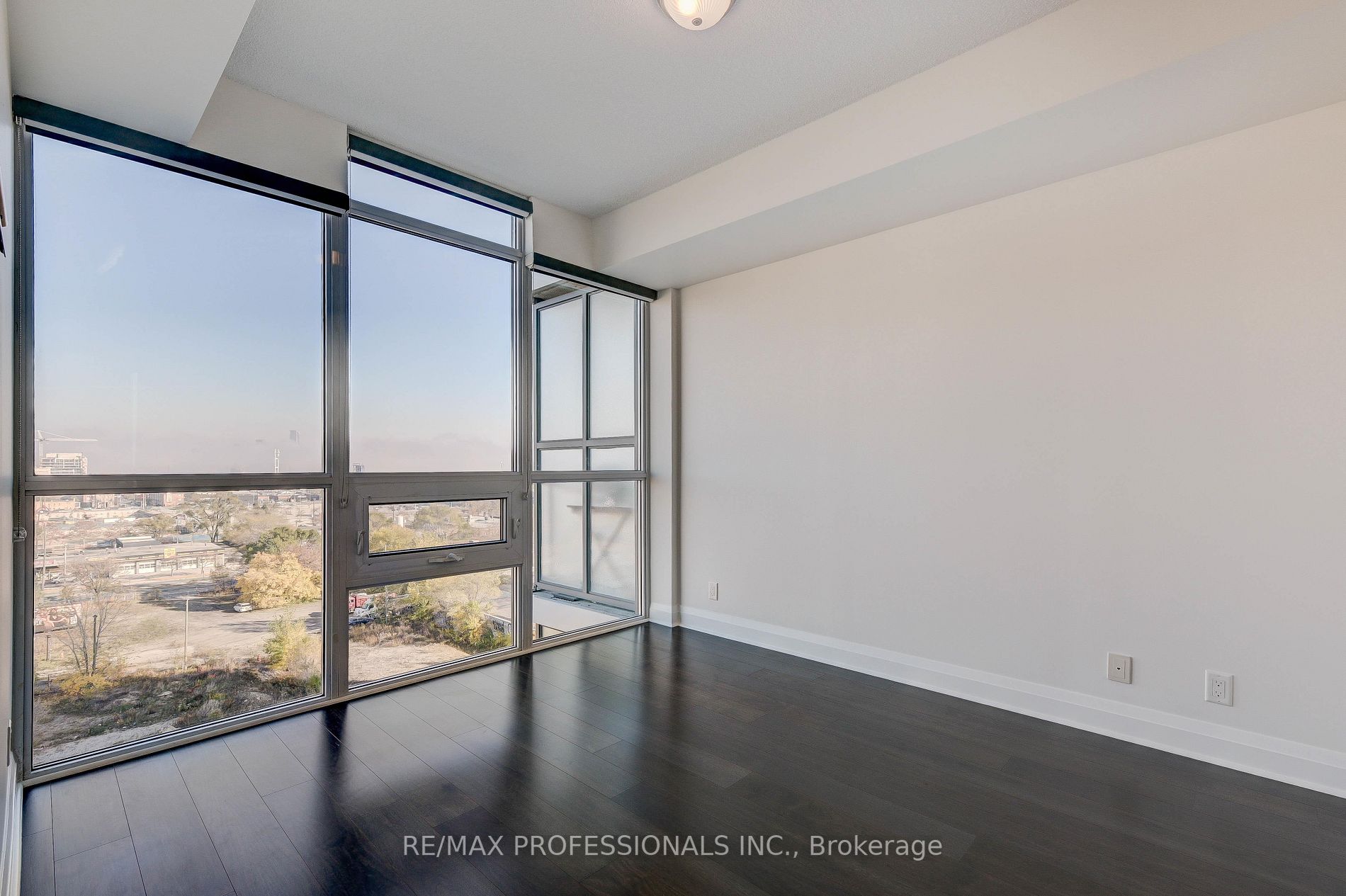 1185 The Queensway, #815