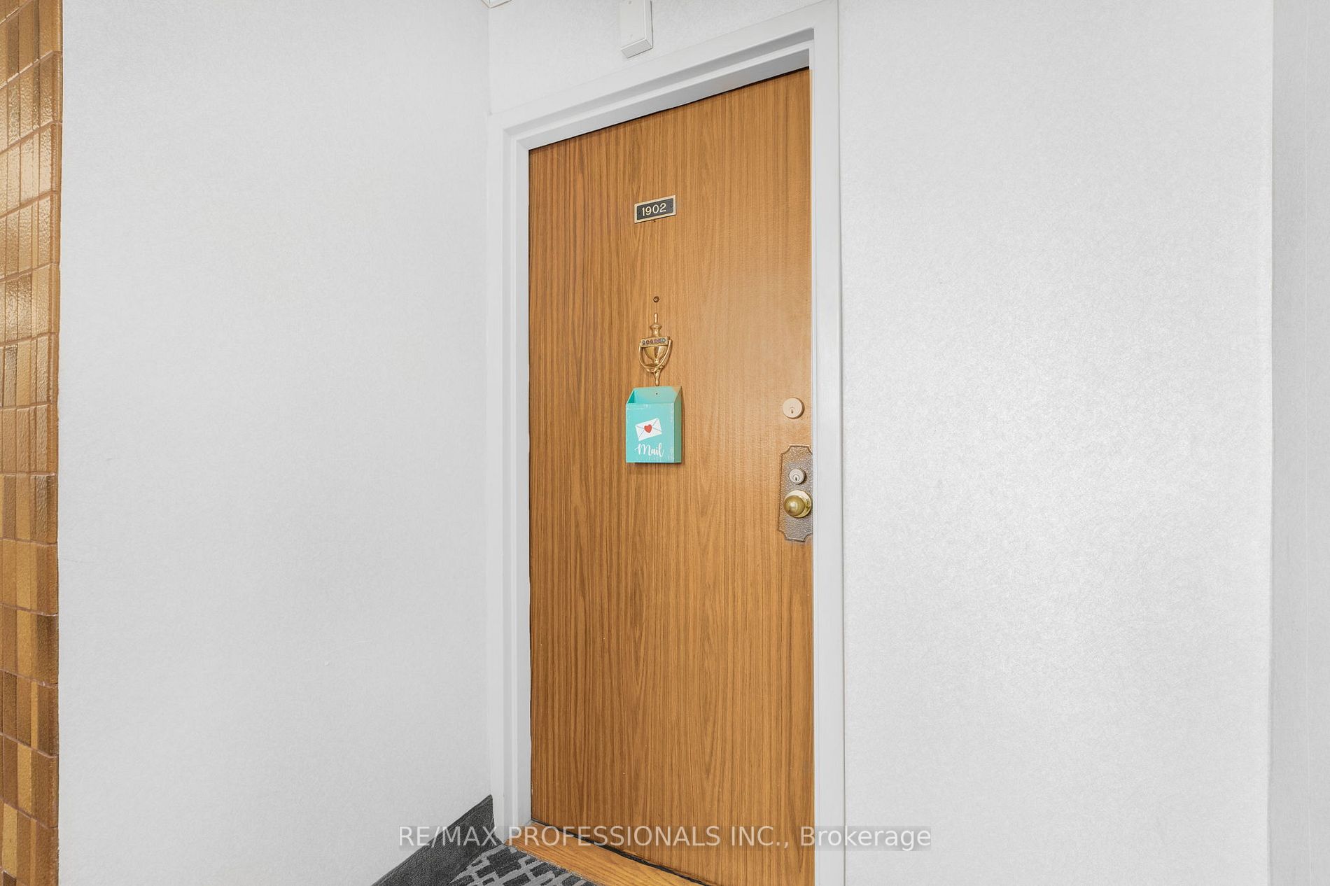 Listing W7001222 - Large Photo # 3