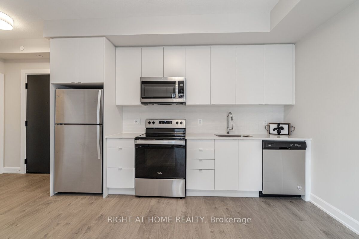 3200 William Colton Avenue, #402