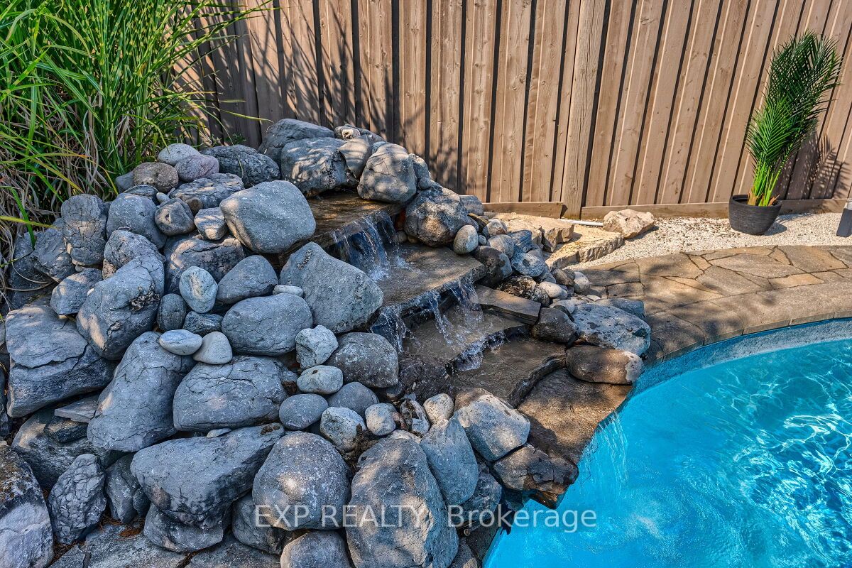 14 Olivia Marie Rd