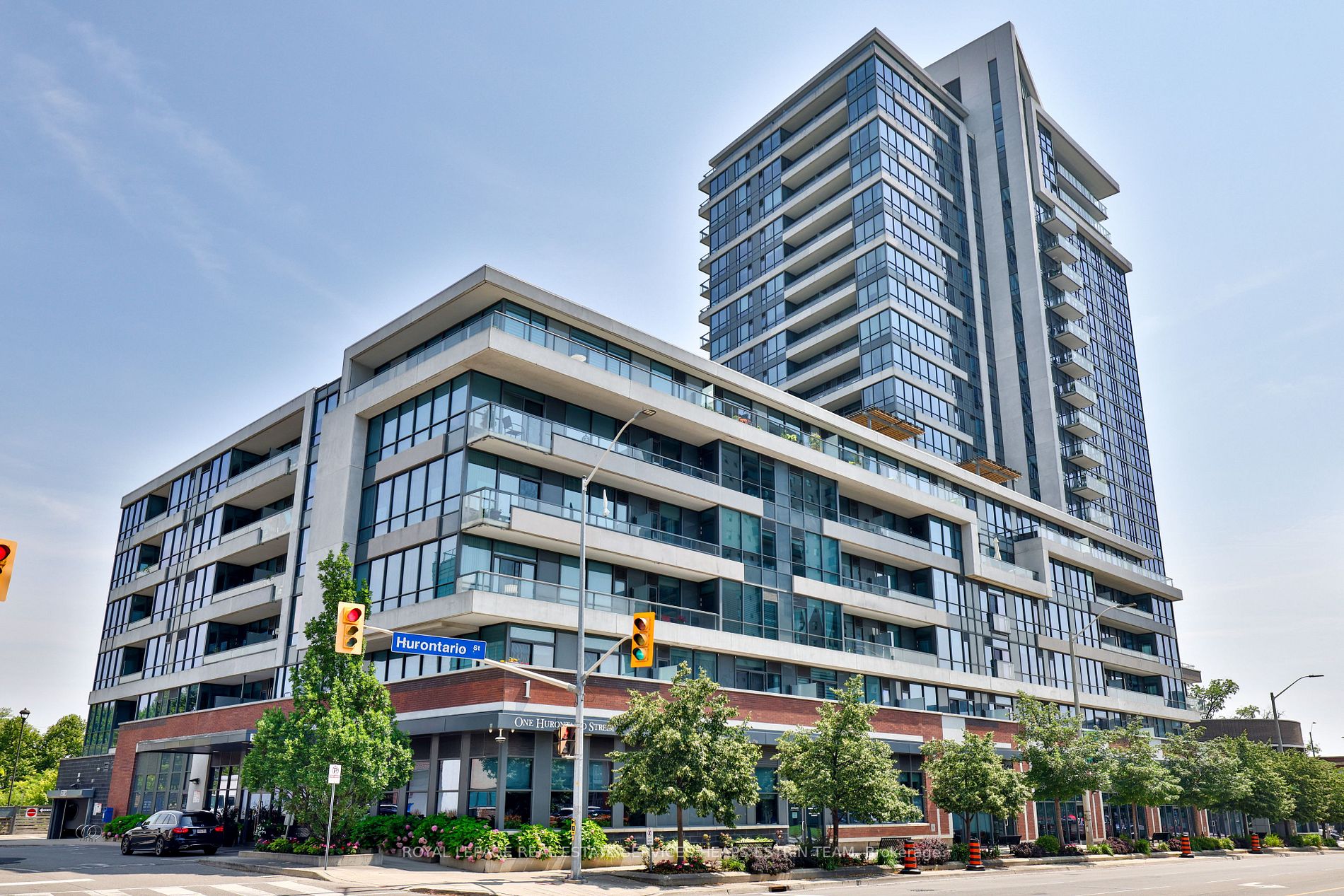 1 Hurontario St, #1002