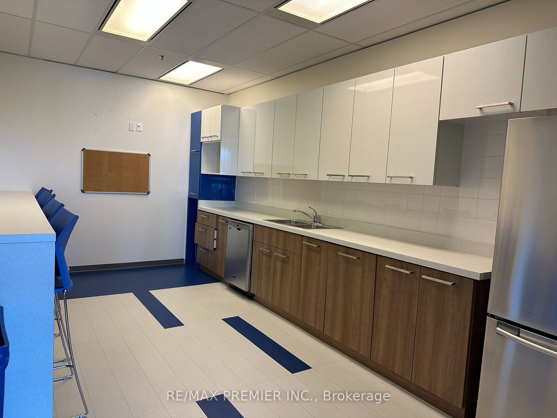 5060 Spectrum Way, #505-06