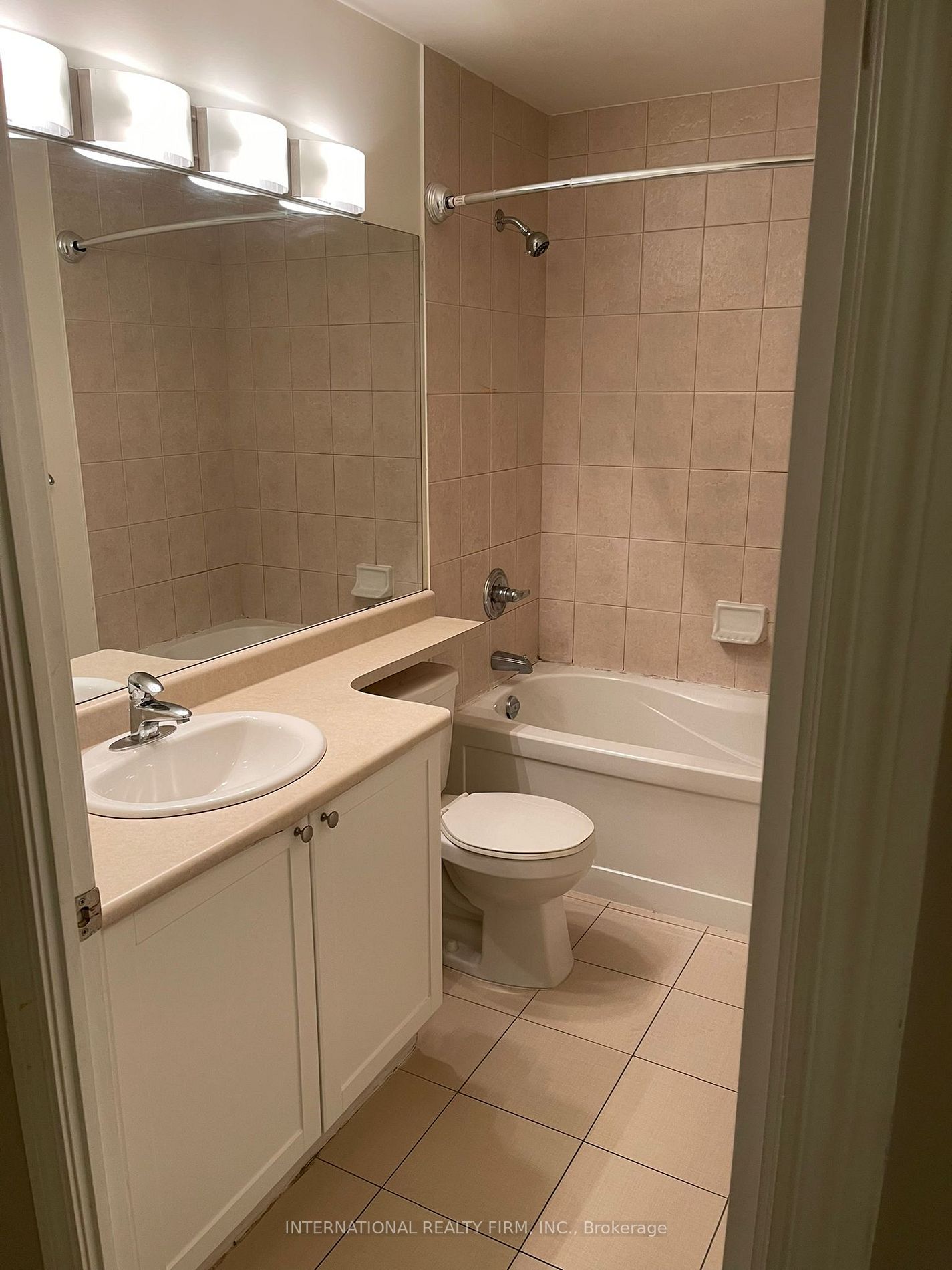 3525 Kariya Drive, #509