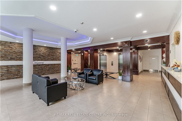 250 Webb Dr, Mississauga