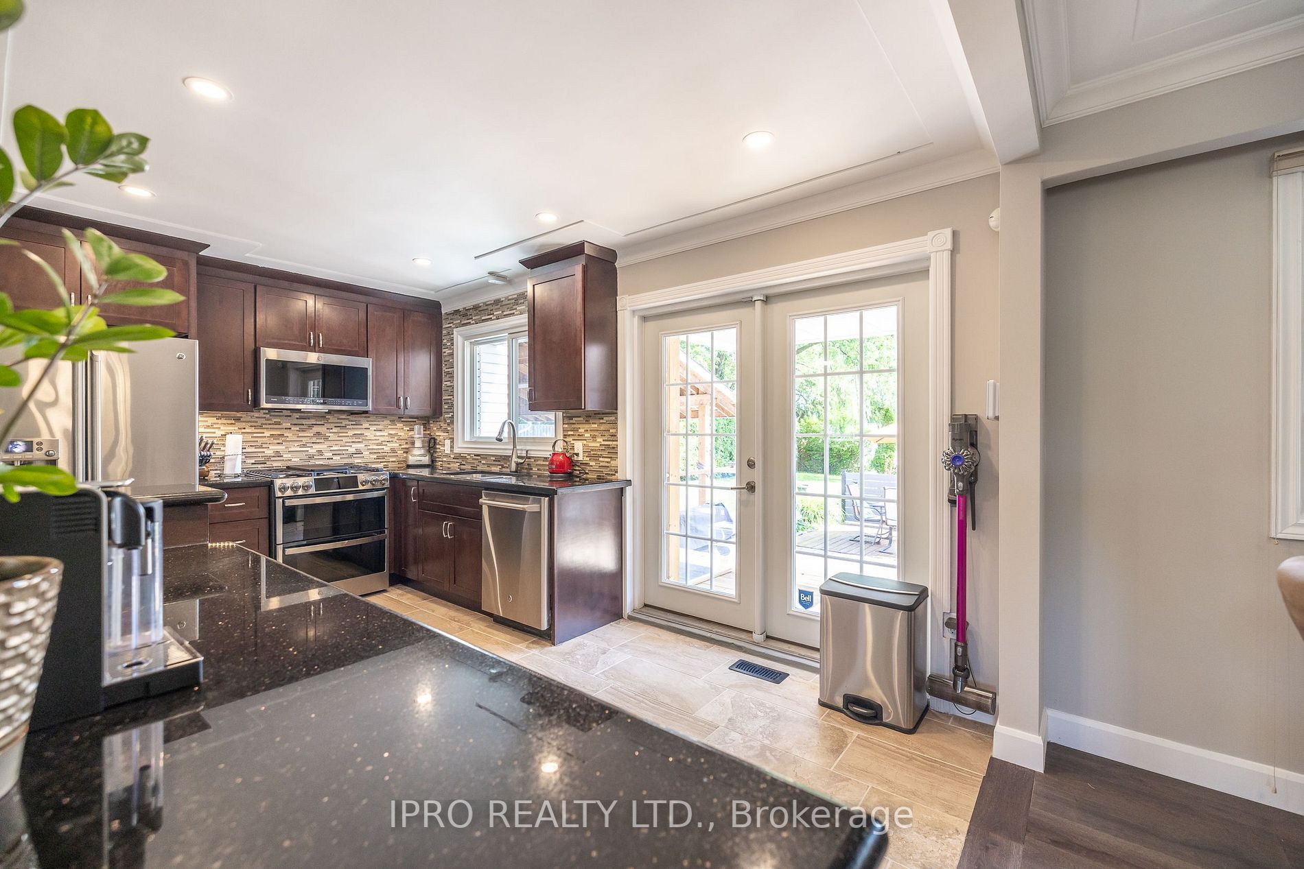 1483 Barker Ave