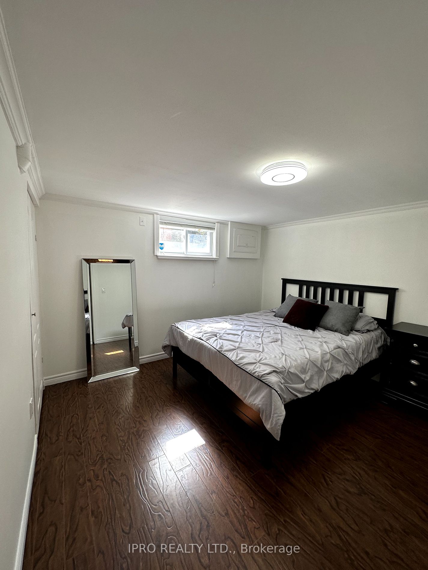 1483 Barker Ave
