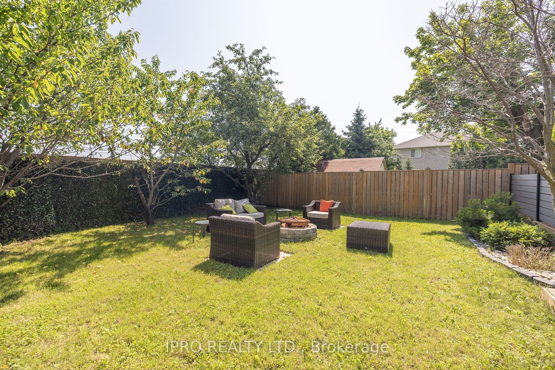 1483 Barker Ave