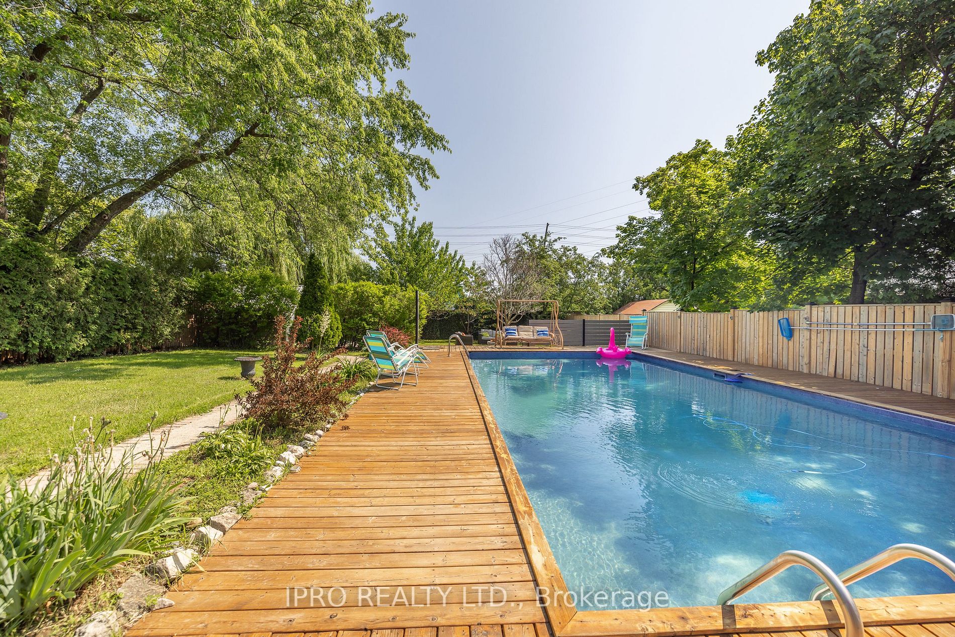 1483 Barker Ave