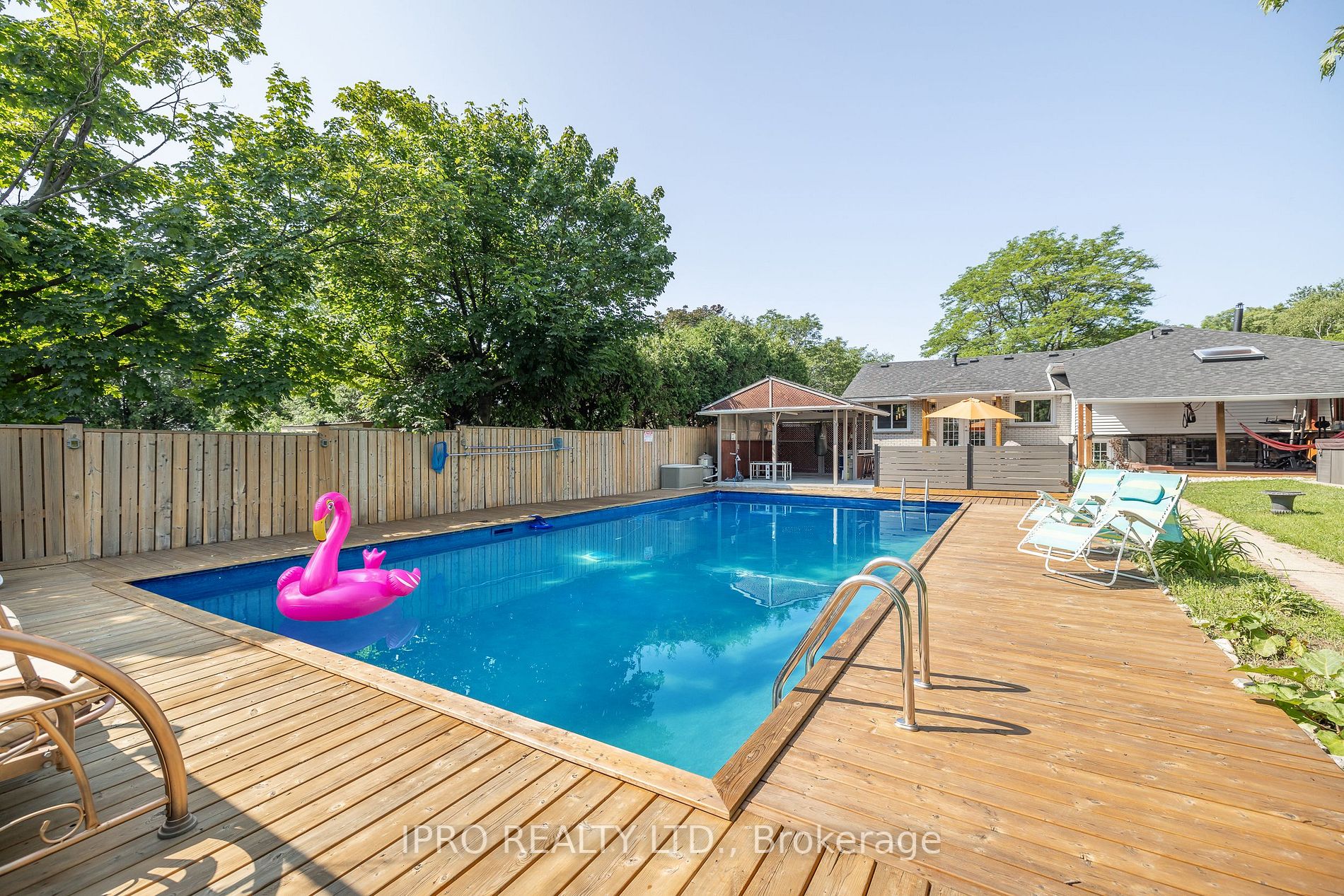 1483 Barker Ave