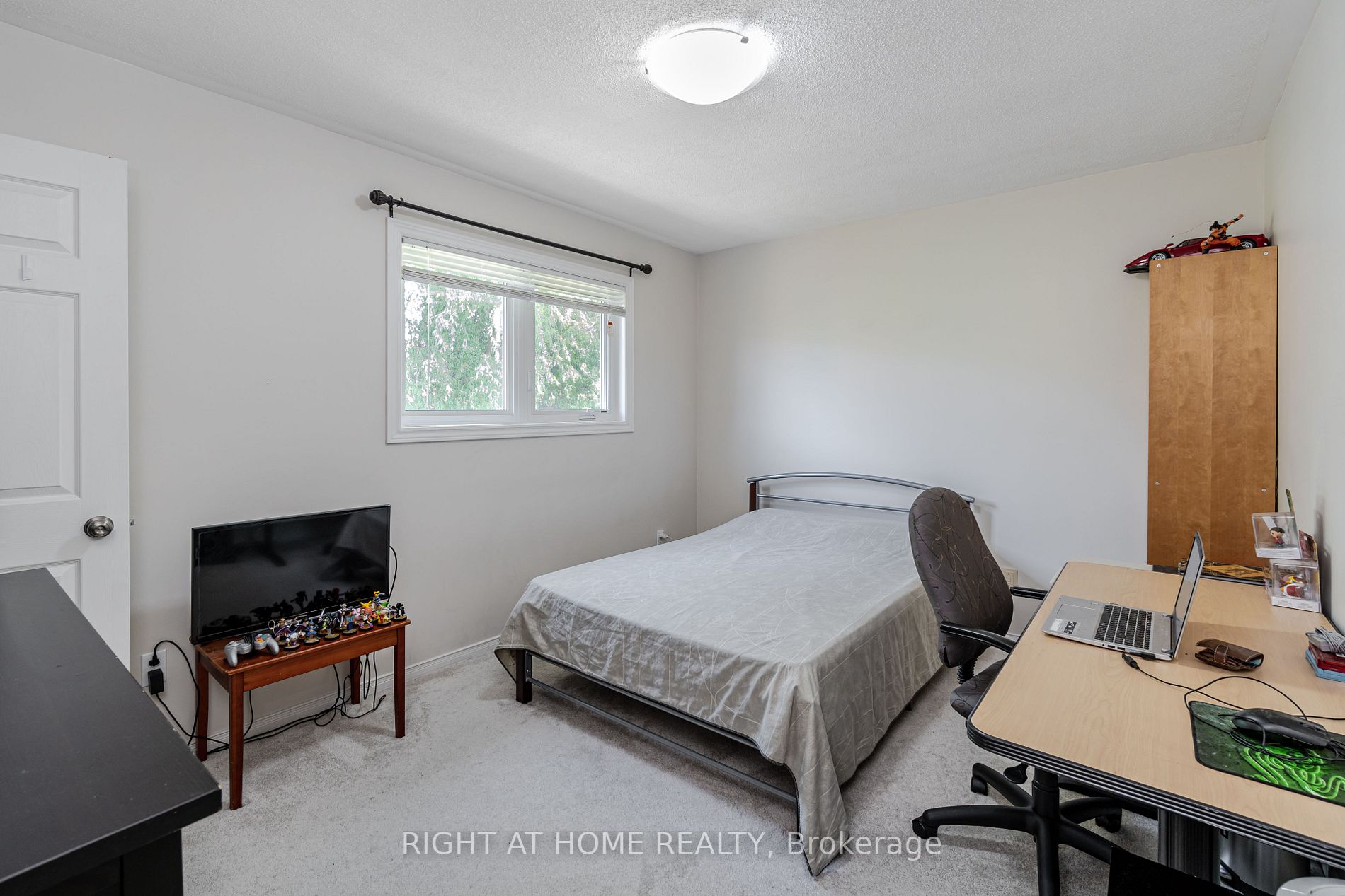 10 Hepburn Cres Cres