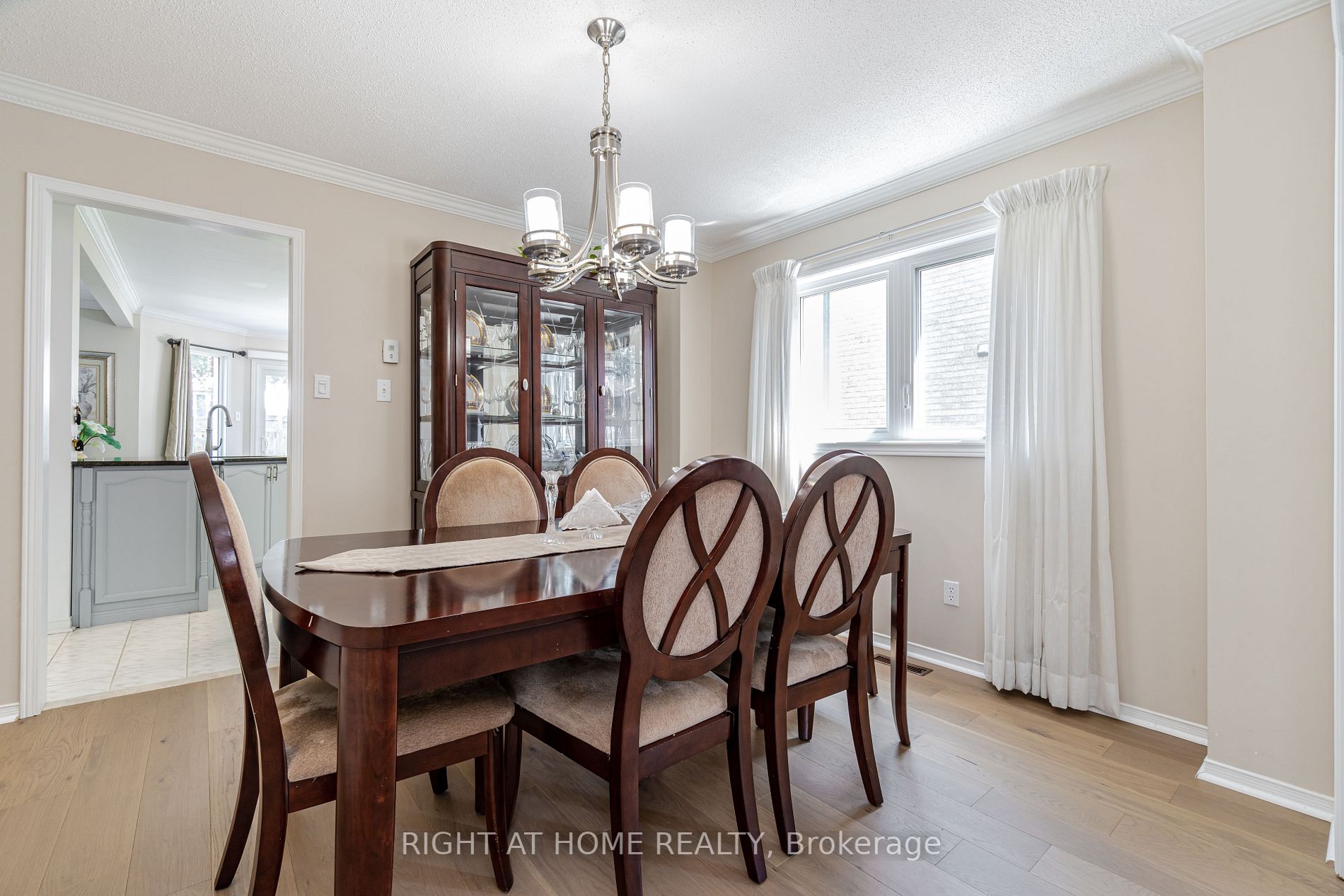 10 Hepburn Cres Cres