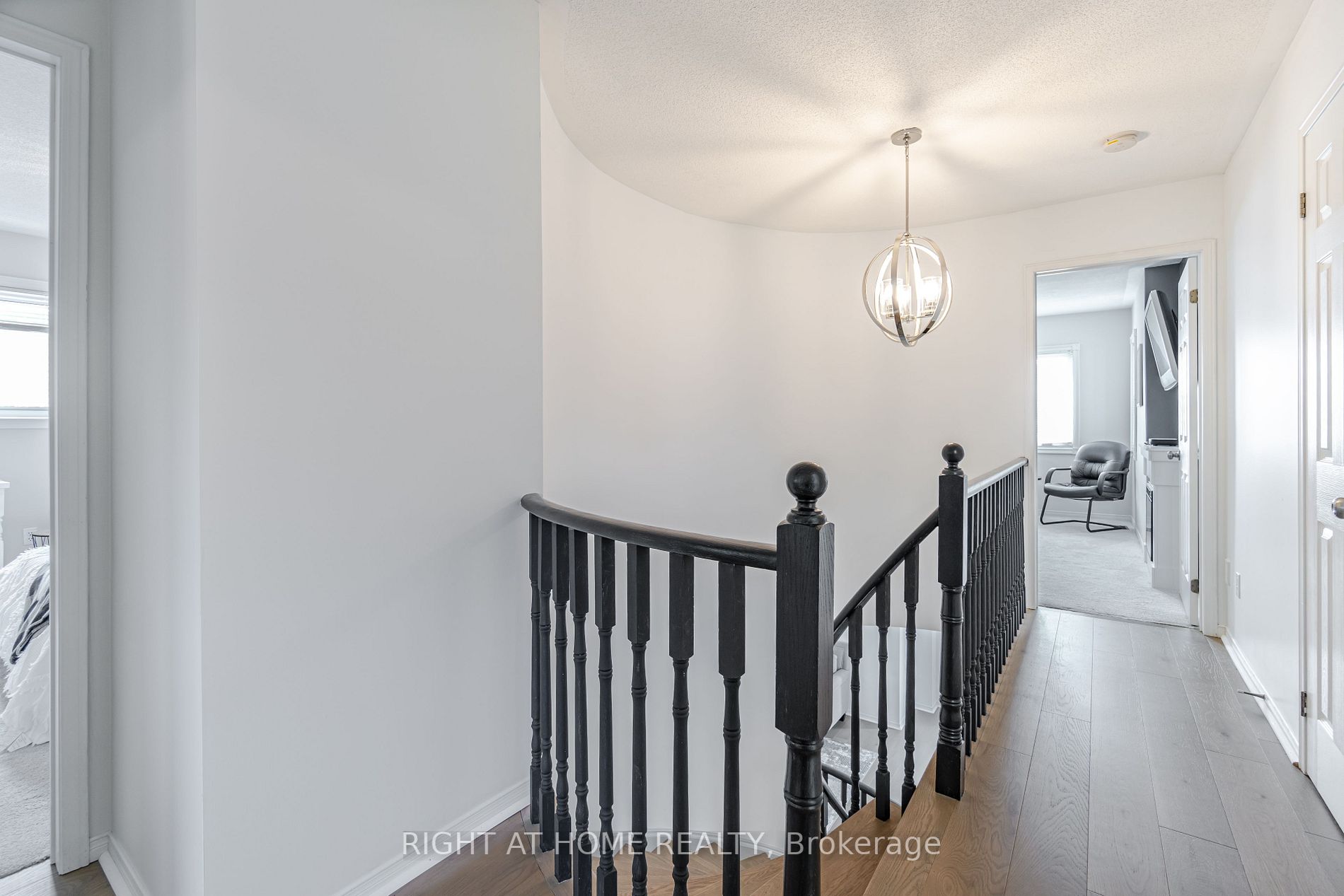10 Hepburn Cres Cres